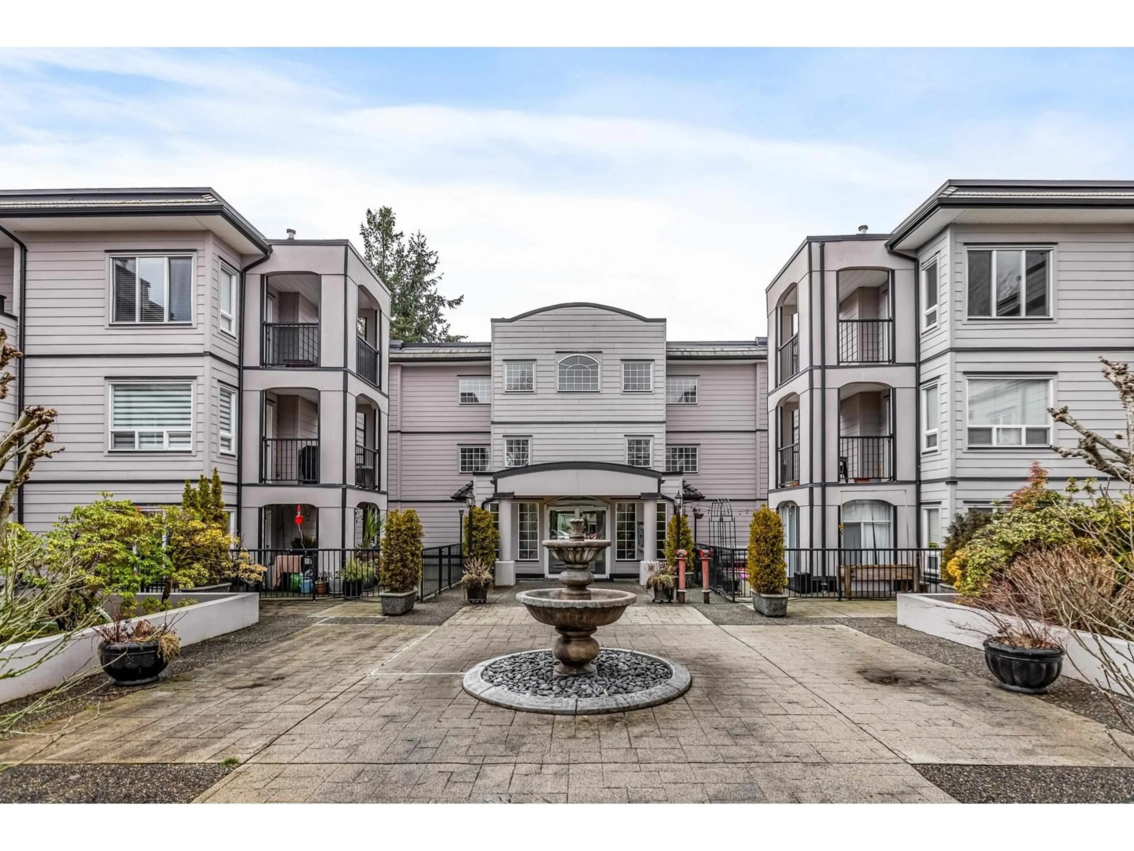 Unknown for 311 1533 BEST STREET, White Rock British Columbia V4B4E9