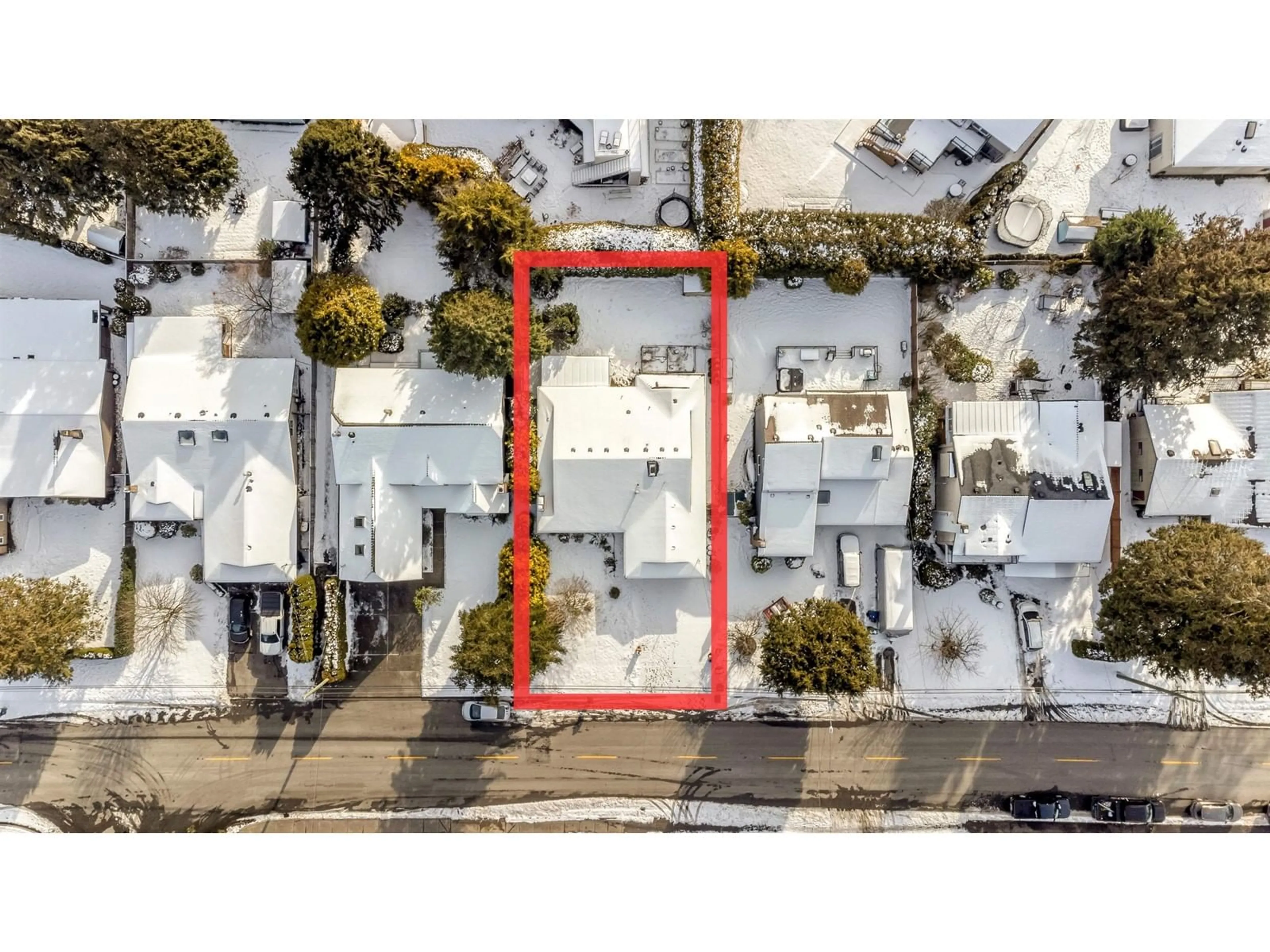 A pic from outside/outdoor area/front of a property/back of a property/a pic from drone, street for 16112 10, Surrey British Columbia V4A1A8