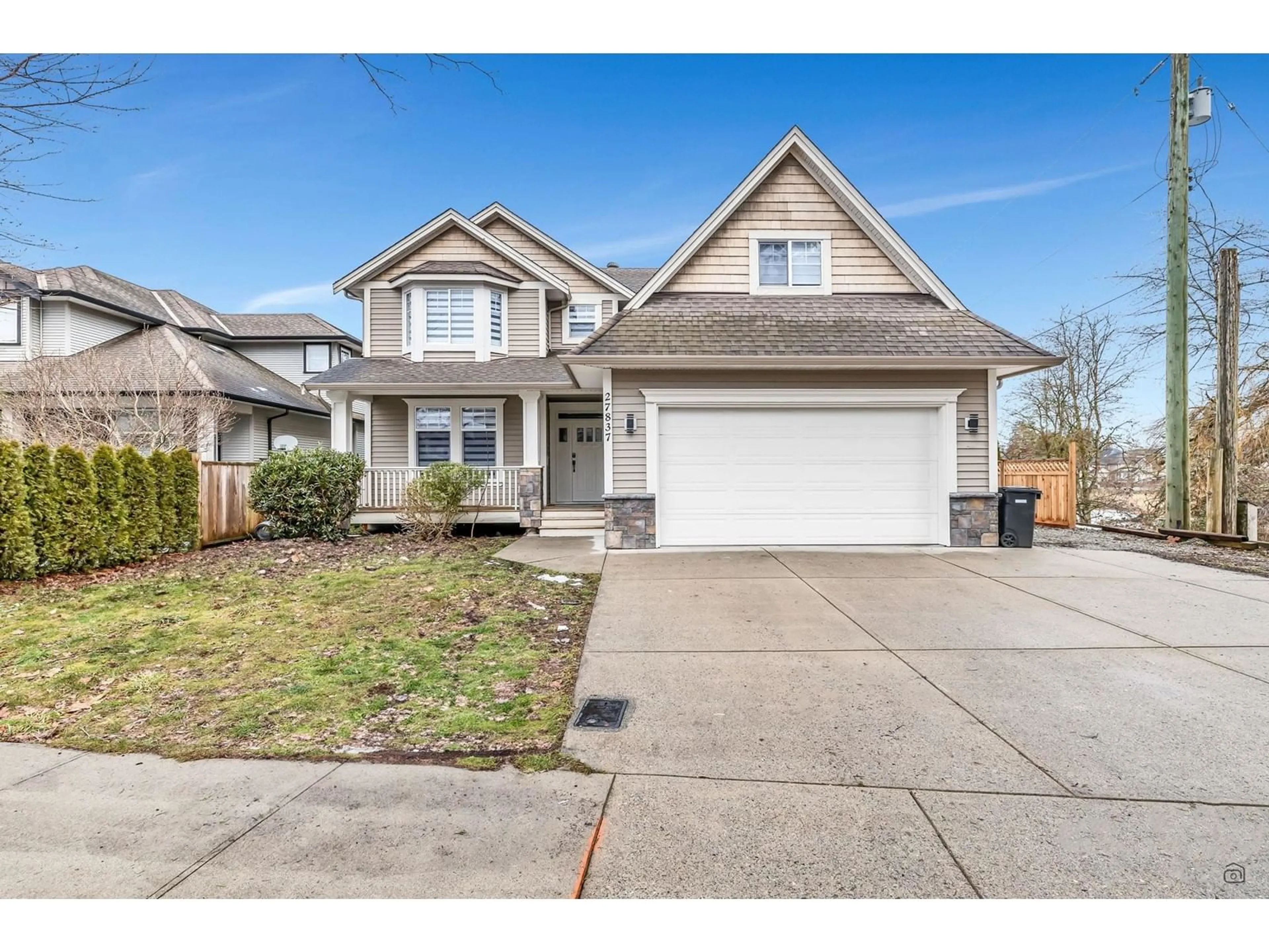 Home with vinyl exterior material, street for 27837 ROUNDHOUSE, Abbotsford British Columbia V4X0A2