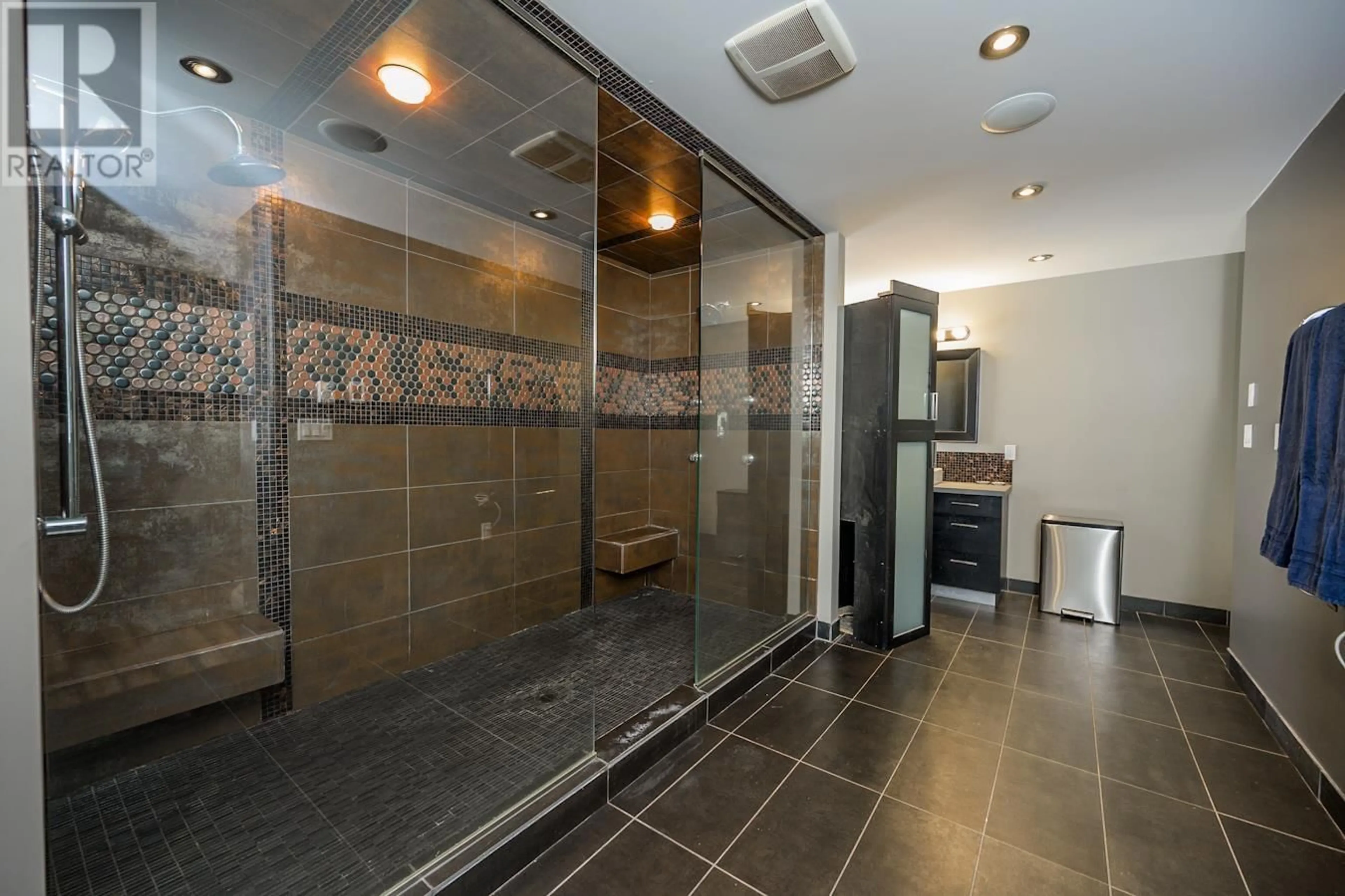 Unknown for 7645 LOEDEL CRESCENT, Prince George British Columbia V2N0A5