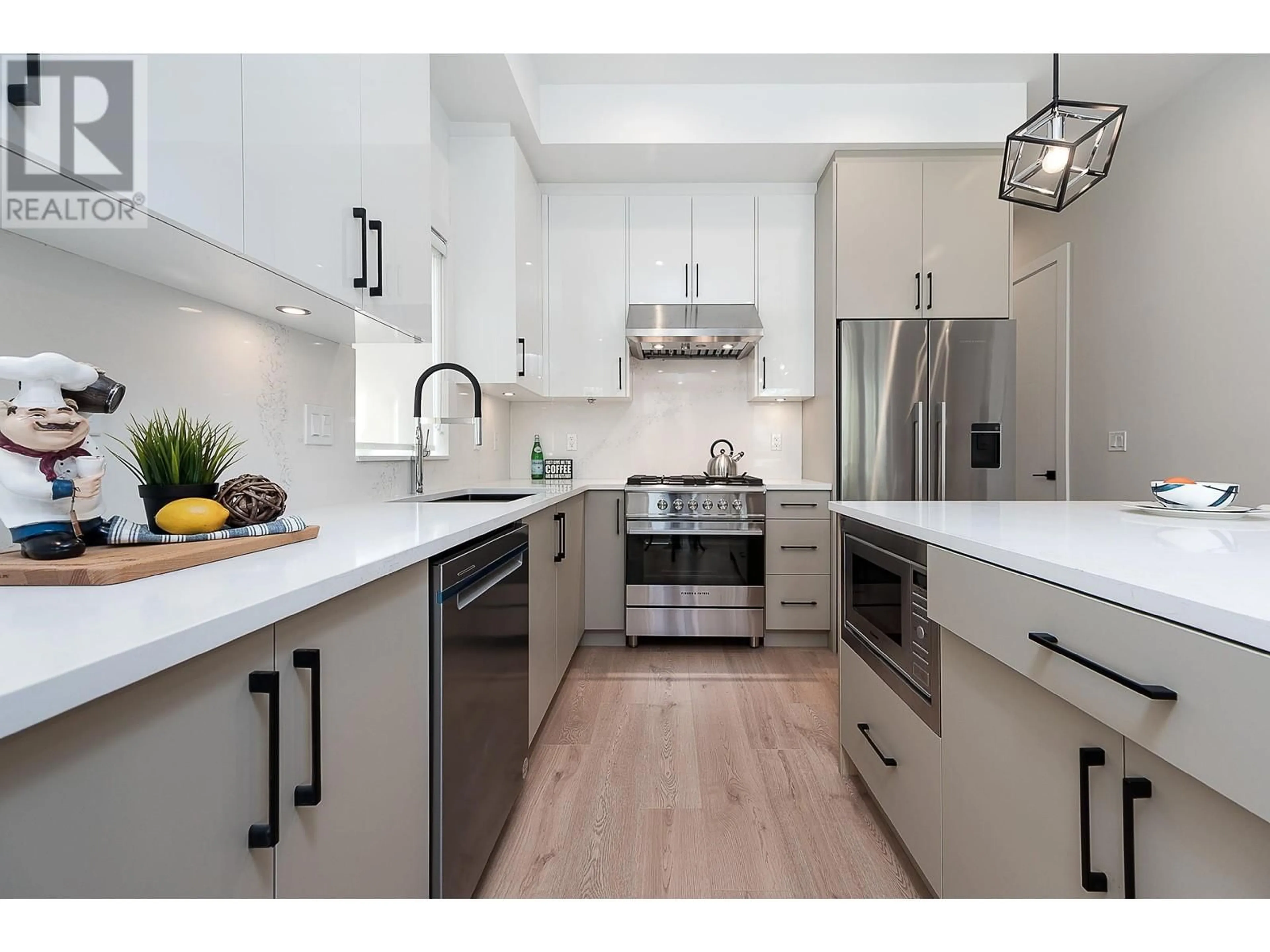 Contemporary kitchen, unknown for 16 - 3033 SHELL ROAD, Richmond British Columbia V6X0B8