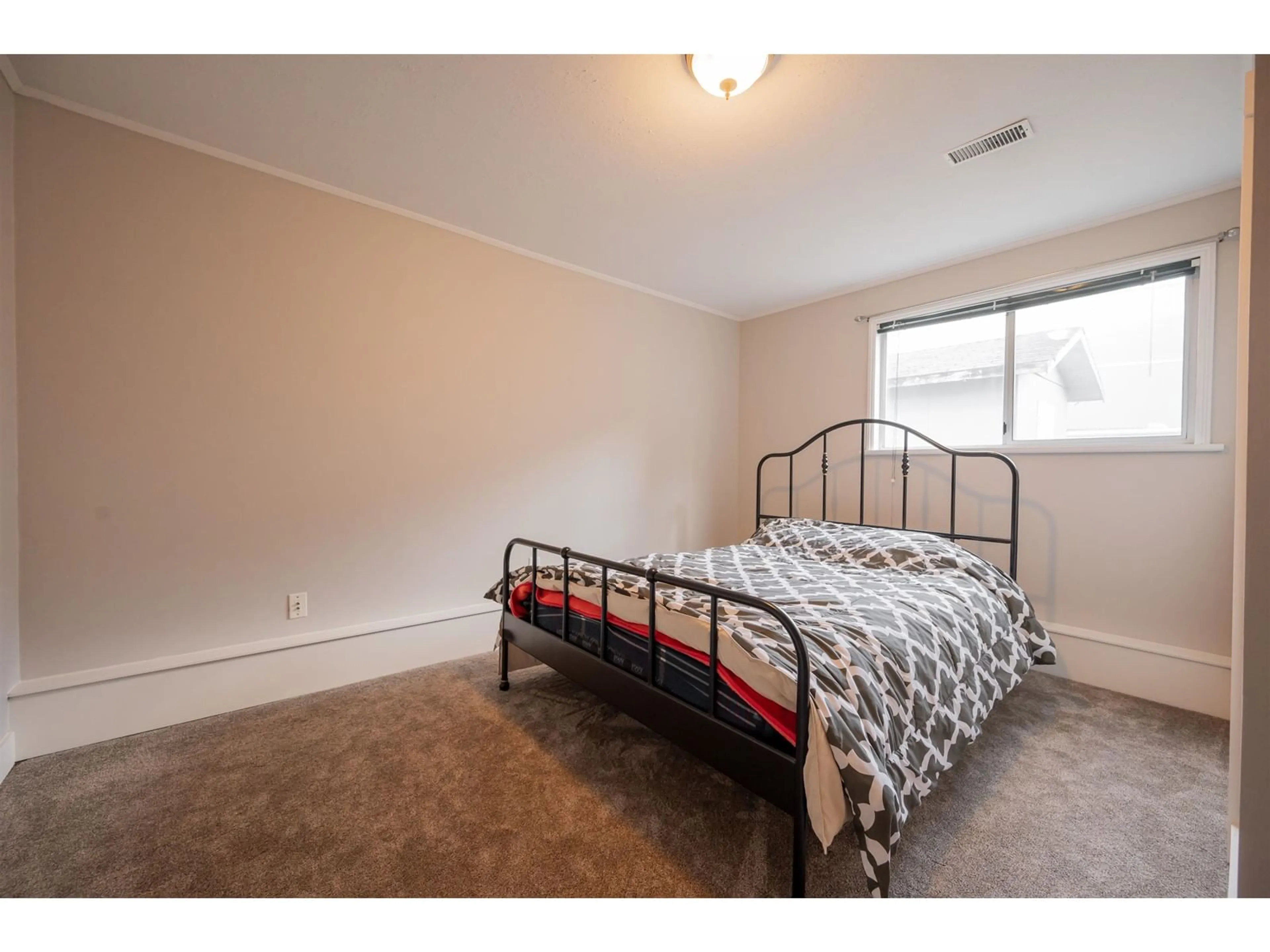 A pic of a room for 35088 MT BLANCHARD DRIVE, Abbotsford British Columbia V2S6T3