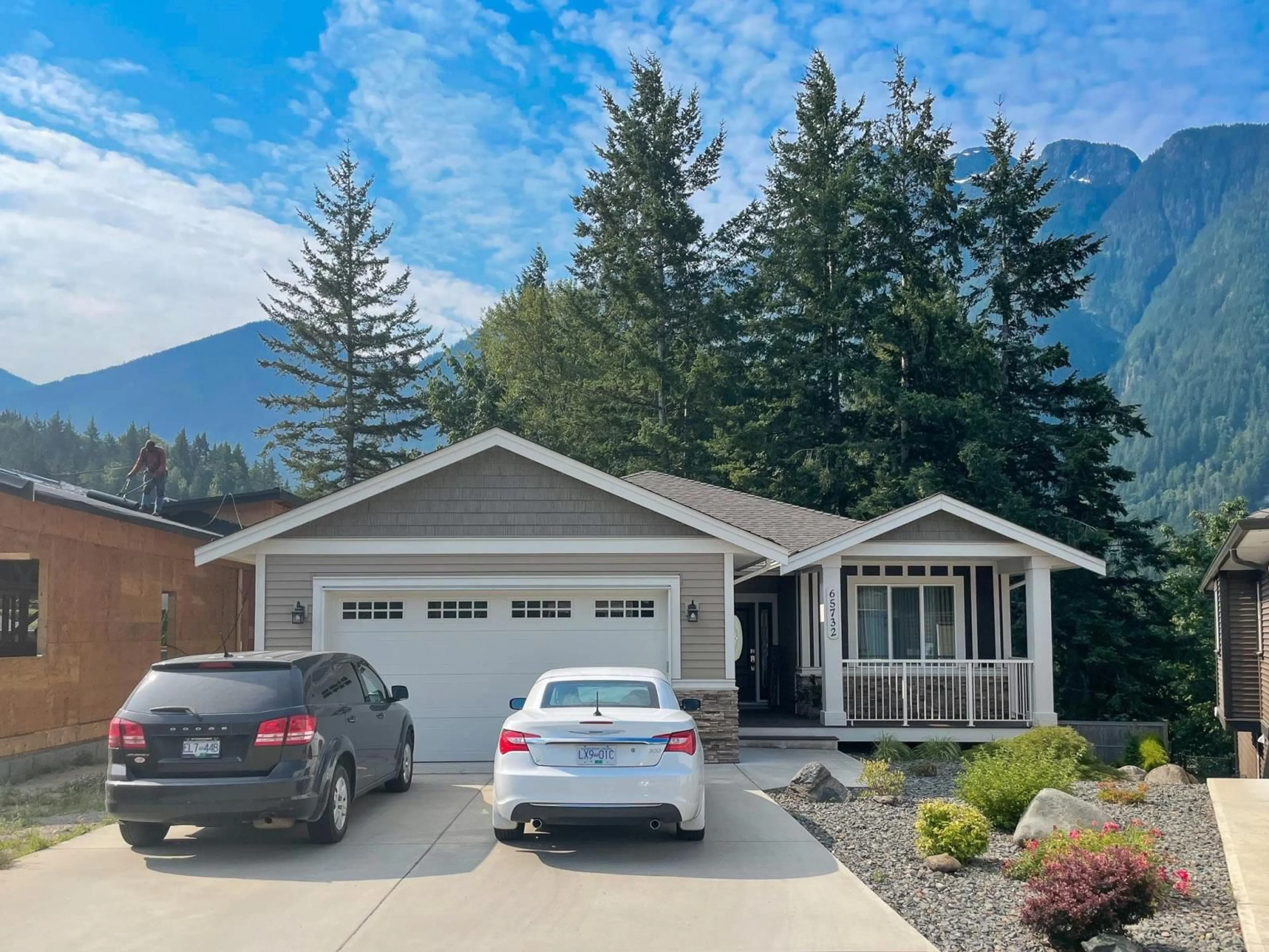 Home with vinyl exterior material, mountain view for 65732 VALLEY VIEW PLACE, Hope British Columbia V0X1L1
