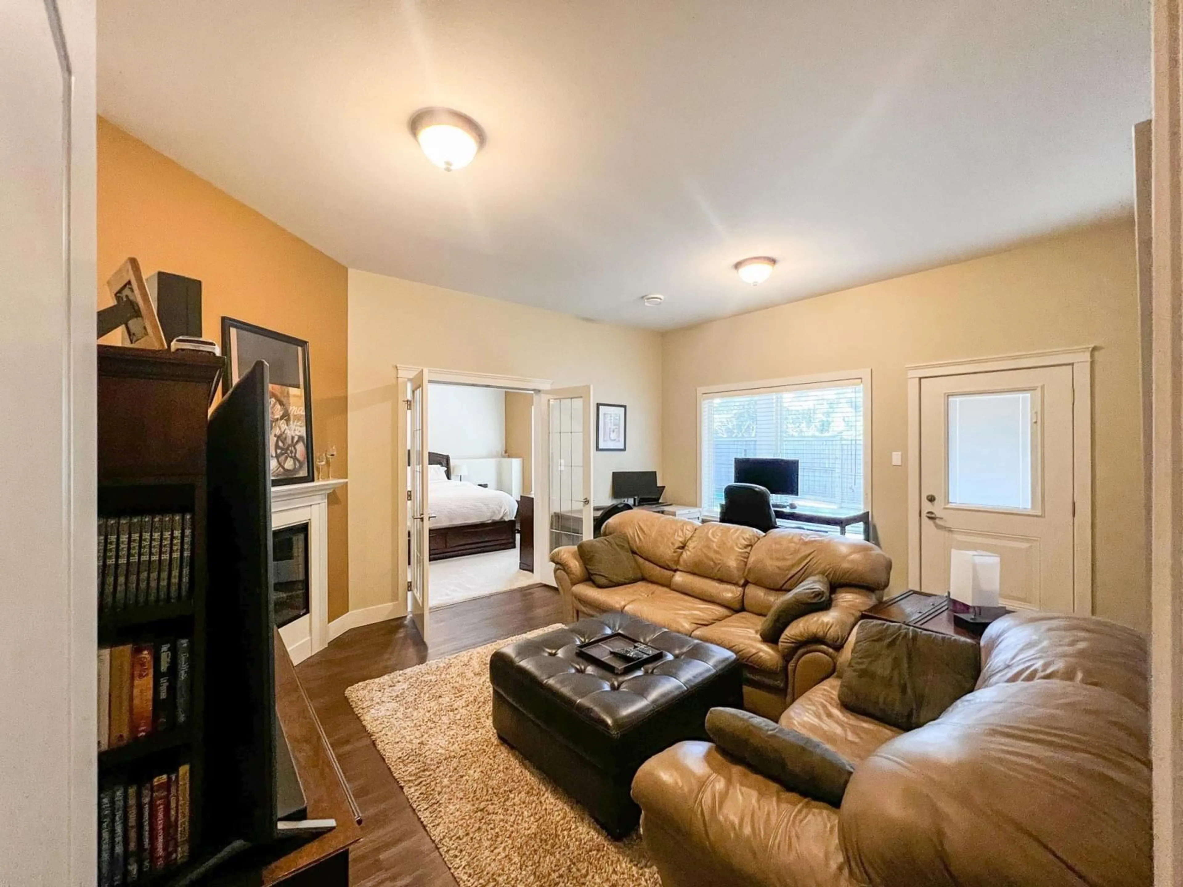 Living room with furniture, unknown for 65732 VALLEY VIEW PLACE, Hope British Columbia V0X1L1
