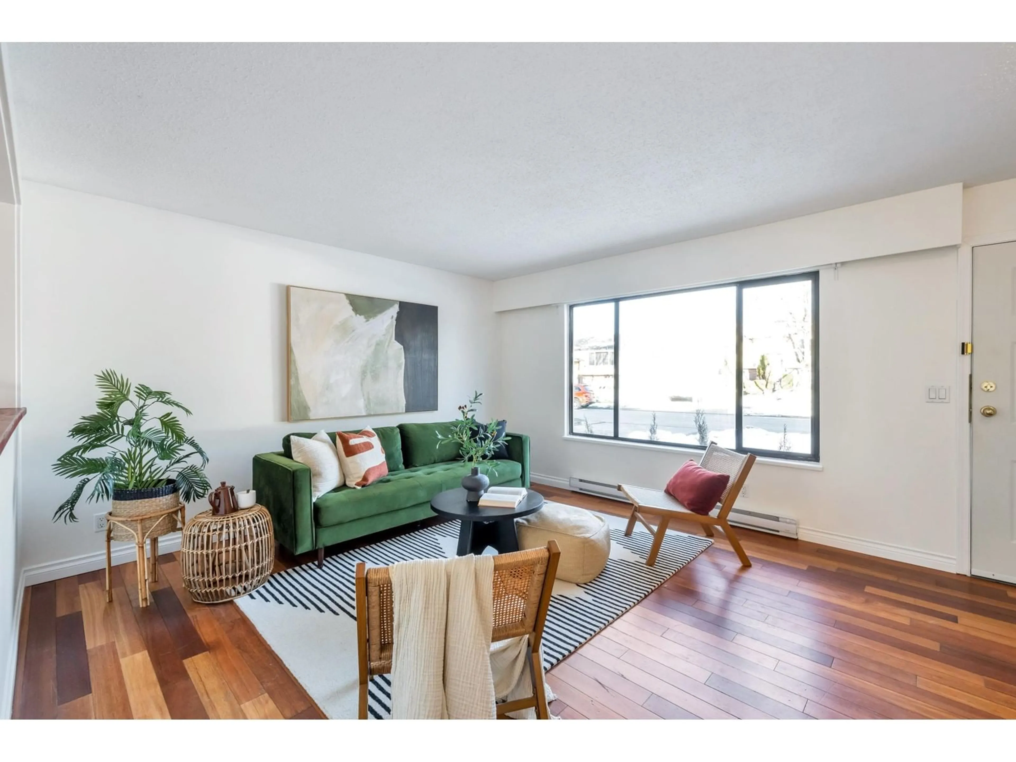 Living room with furniture, wood/laminate floor for 6125 MORGAN DRIVE, Surrey British Columbia V3S5B8