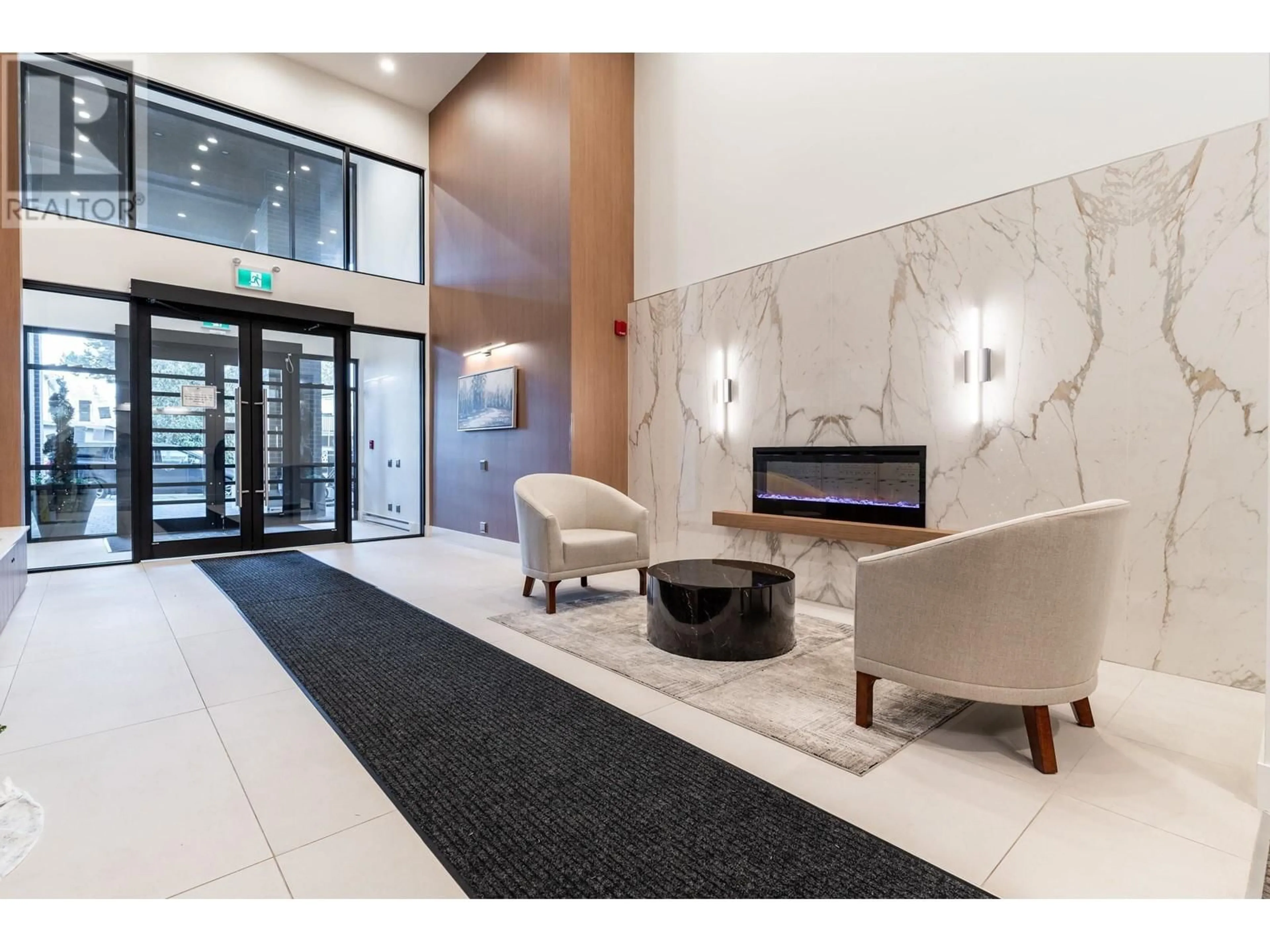 Lobby for 304 7599 15TH STREET, Burnaby British Columbia V3N0H9