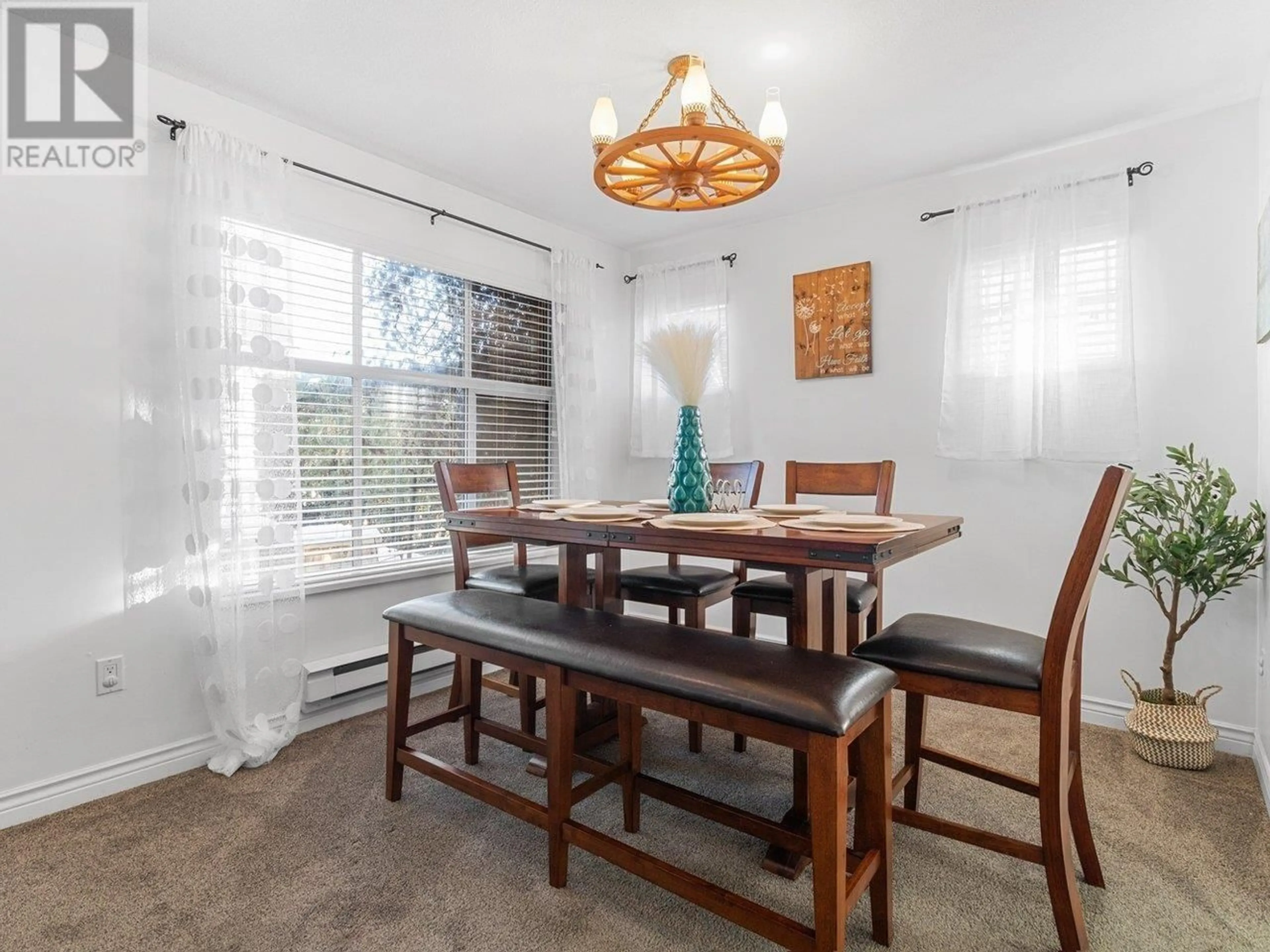 Dining room, wood/laminate floor for 119 12099 237 STREET, Maple Ridge British Columbia V4R2C3