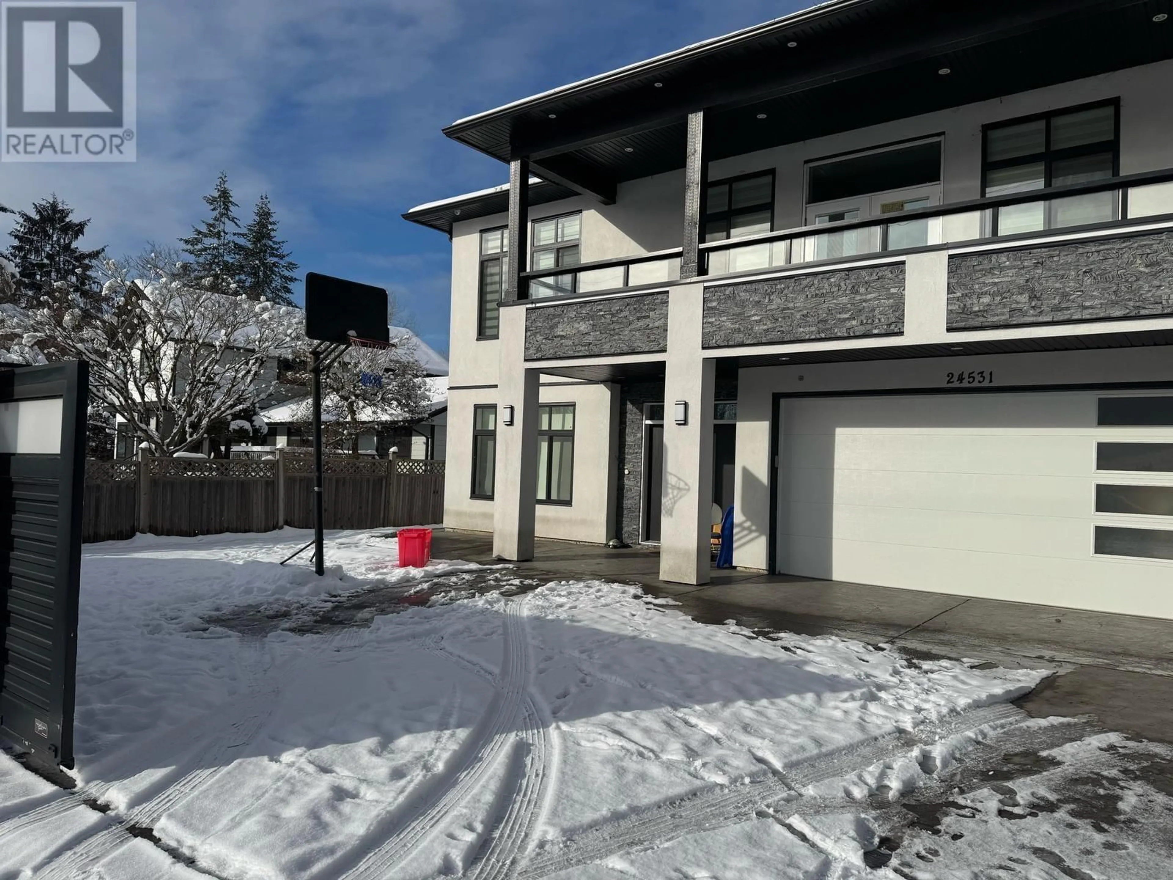 A pic from outside/outdoor area/front of a property/back of a property/a pic from drone, street for 24531 DEWDNEY TRUNK ROAD, Maple Ridge British Columbia V4R1W9