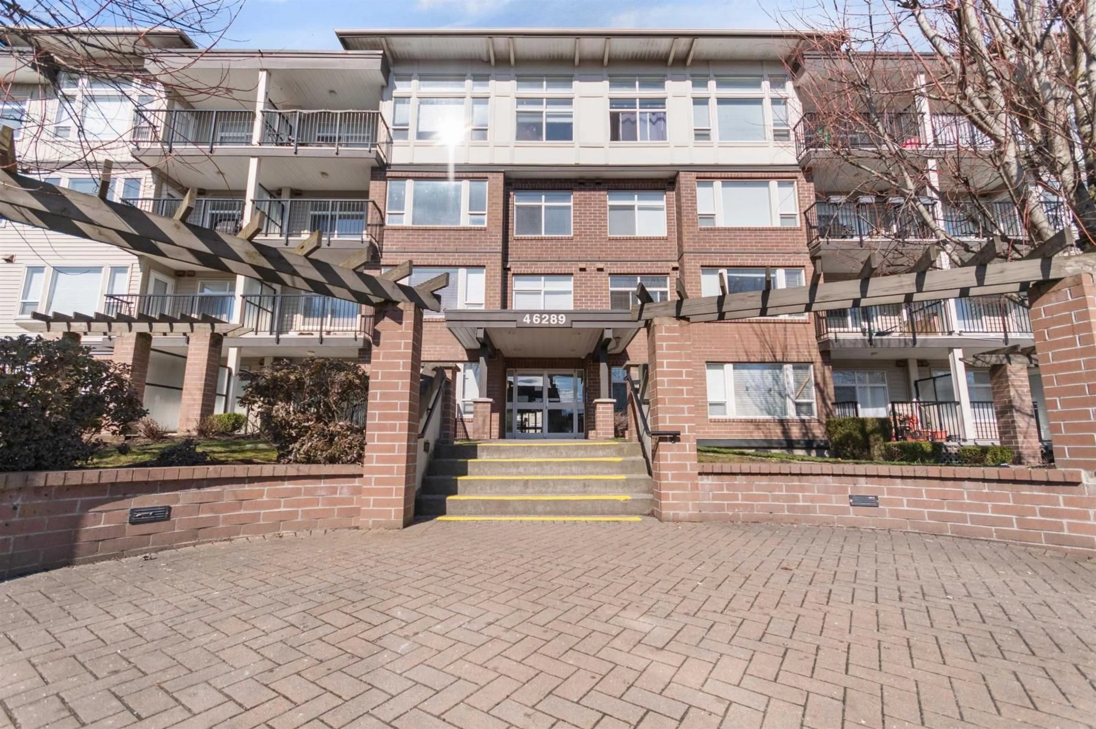 Unknown for 208 - 46289 YALE ROAD, Chilliwack British Columbia V2P0B9
