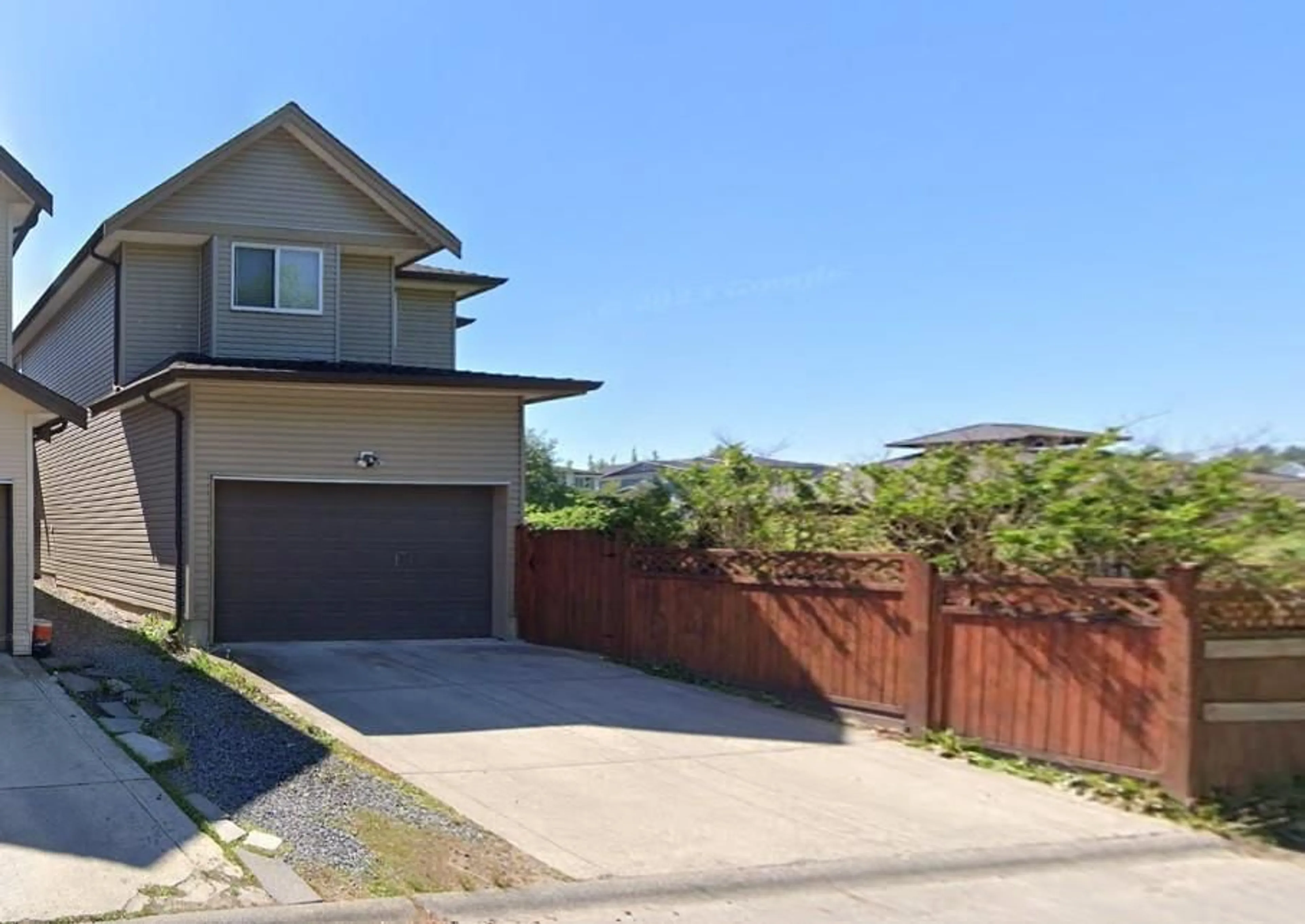 A pic from outside/outdoor area/front of a property/back of a property/a pic from drone, street for 19301 73B AVENUE, Surrey British Columbia V4N5Y2