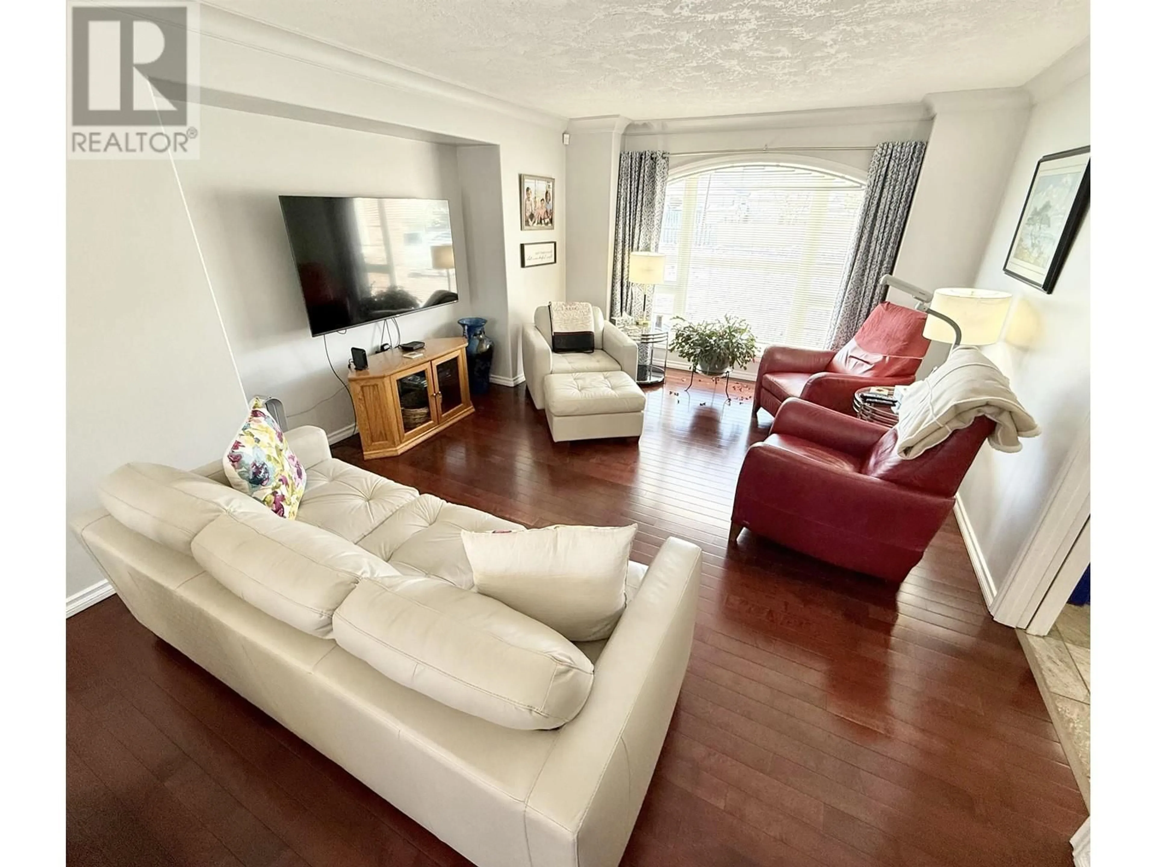 Living room with furniture, unknown for 1511 SUNNY POINT DRIVE, Smithers British Columbia V0J2N0