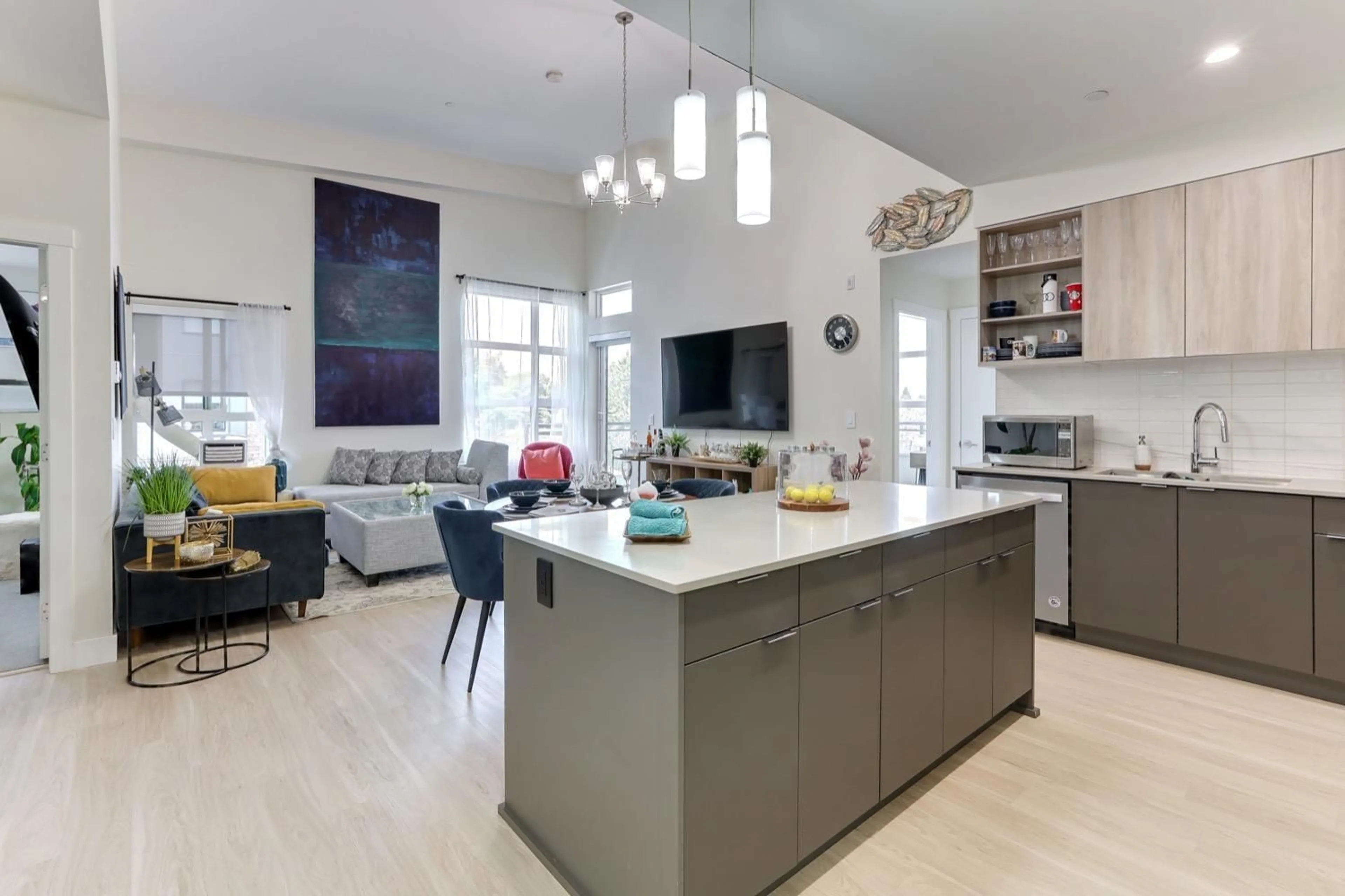 Open concept kitchen, unknown for 606 - 6960 NICHOLSON, Delta British Columbia V4E0A9