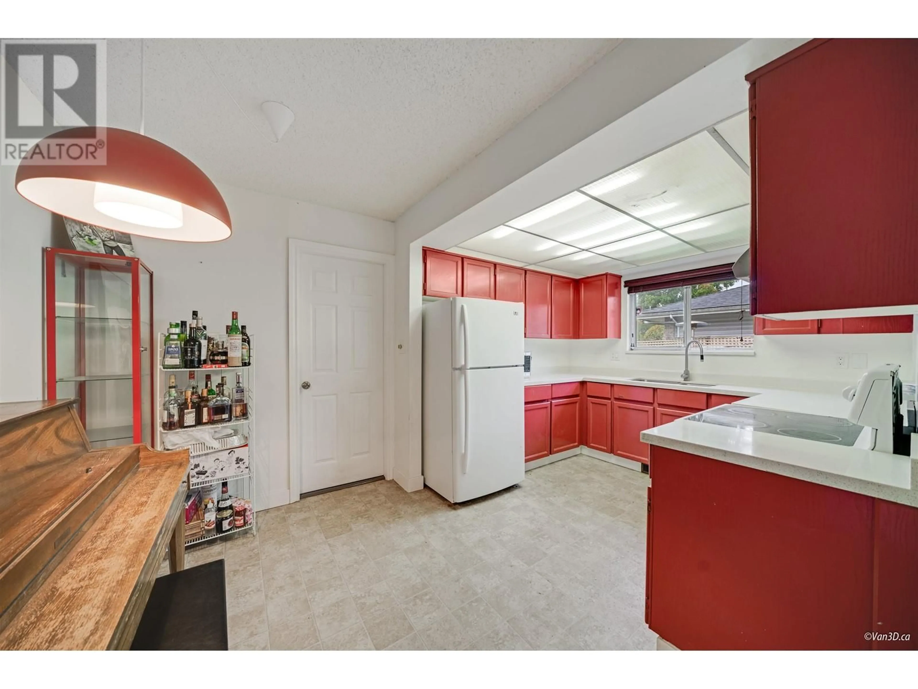 Unknown for 6220 LYNAS LANE, Richmond British Columbia V7C5E4