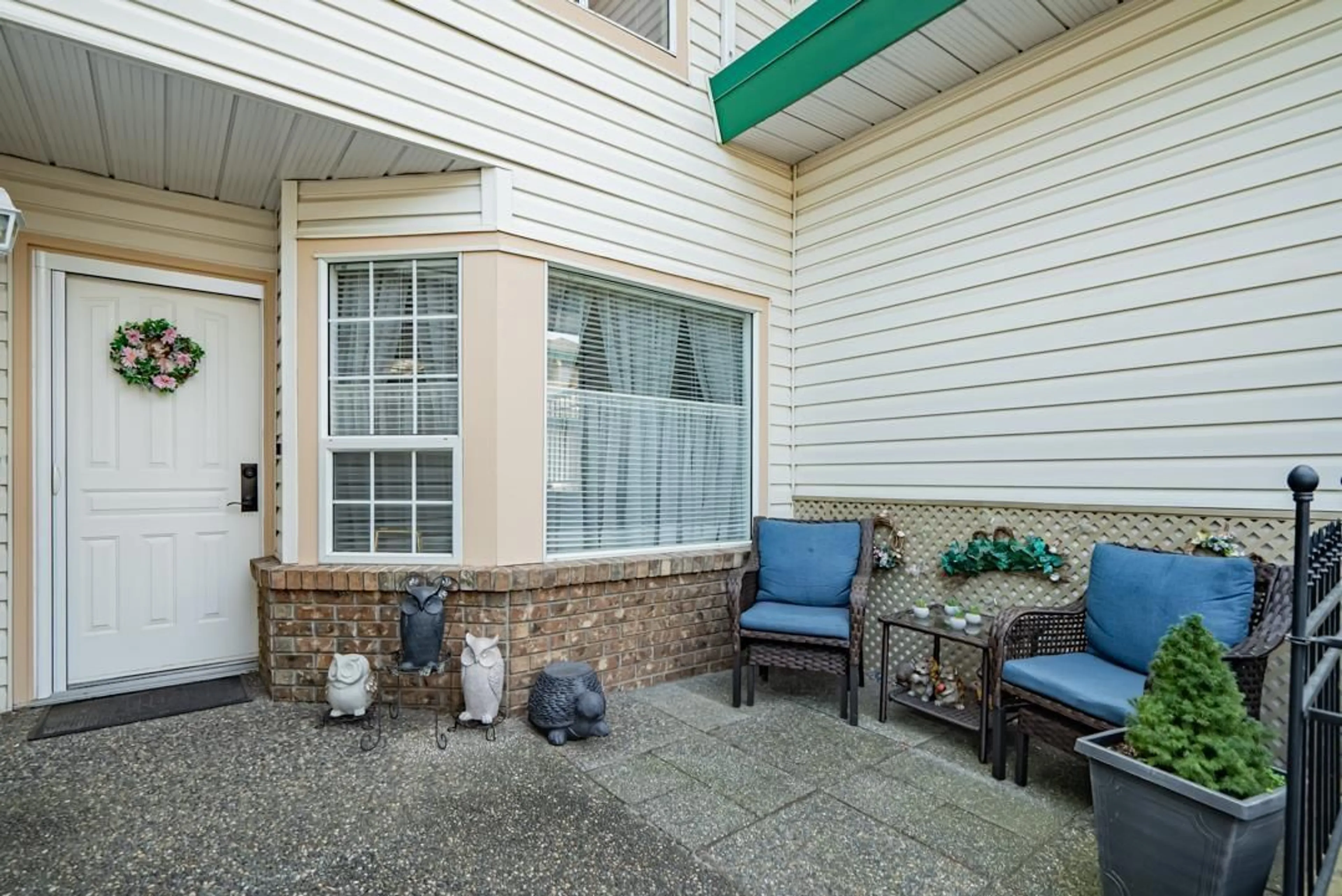 Patio, water/lake/river/ocean view for 38 - 3115 TRAFALGAR, Abbotsford British Columbia V2S8L5