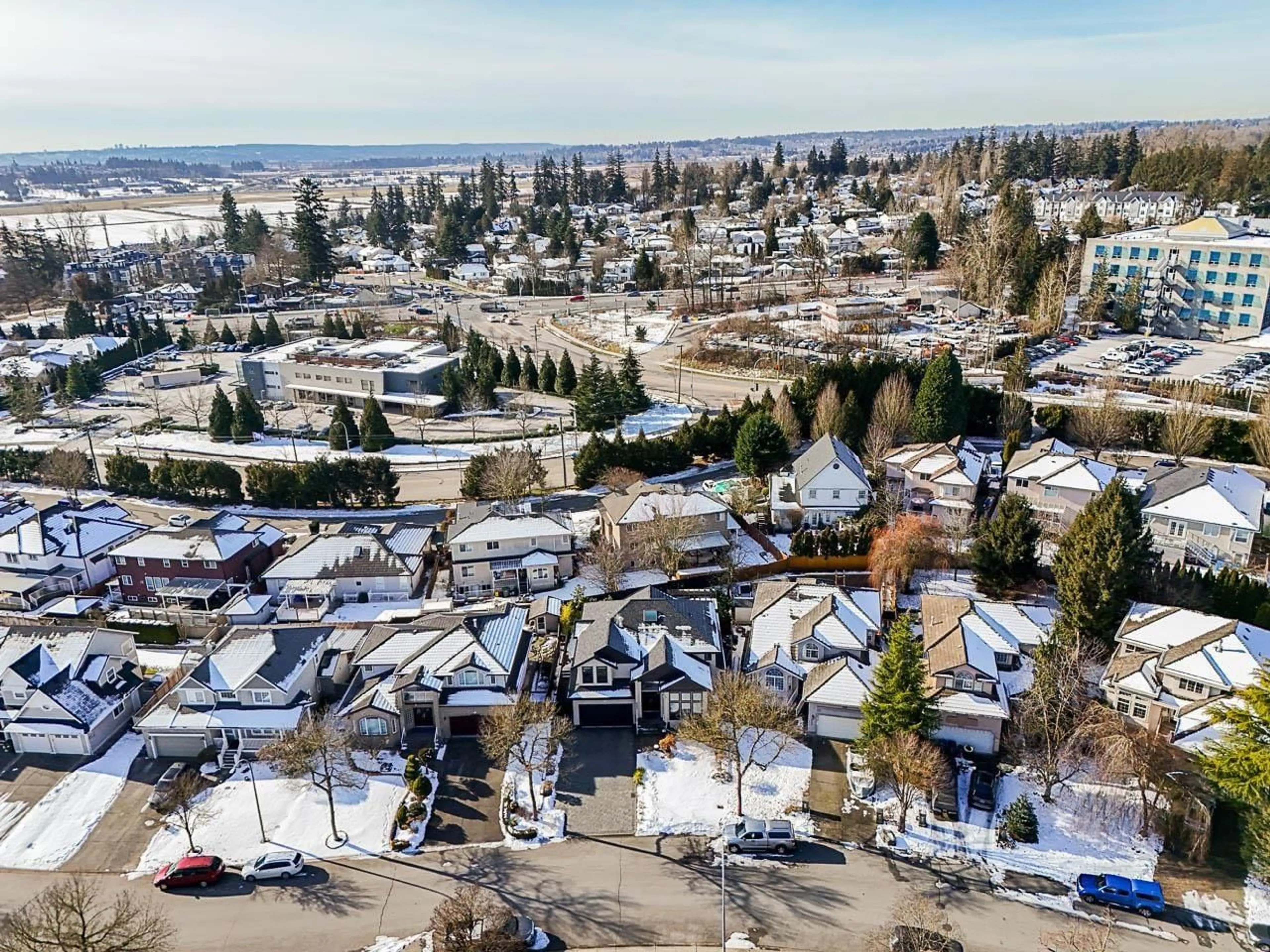 A pic from outside/outdoor area/front of a property/back of a property/a pic from drone, mountain view for 8083 168A STREET, Surrey British Columbia V4N4Y6