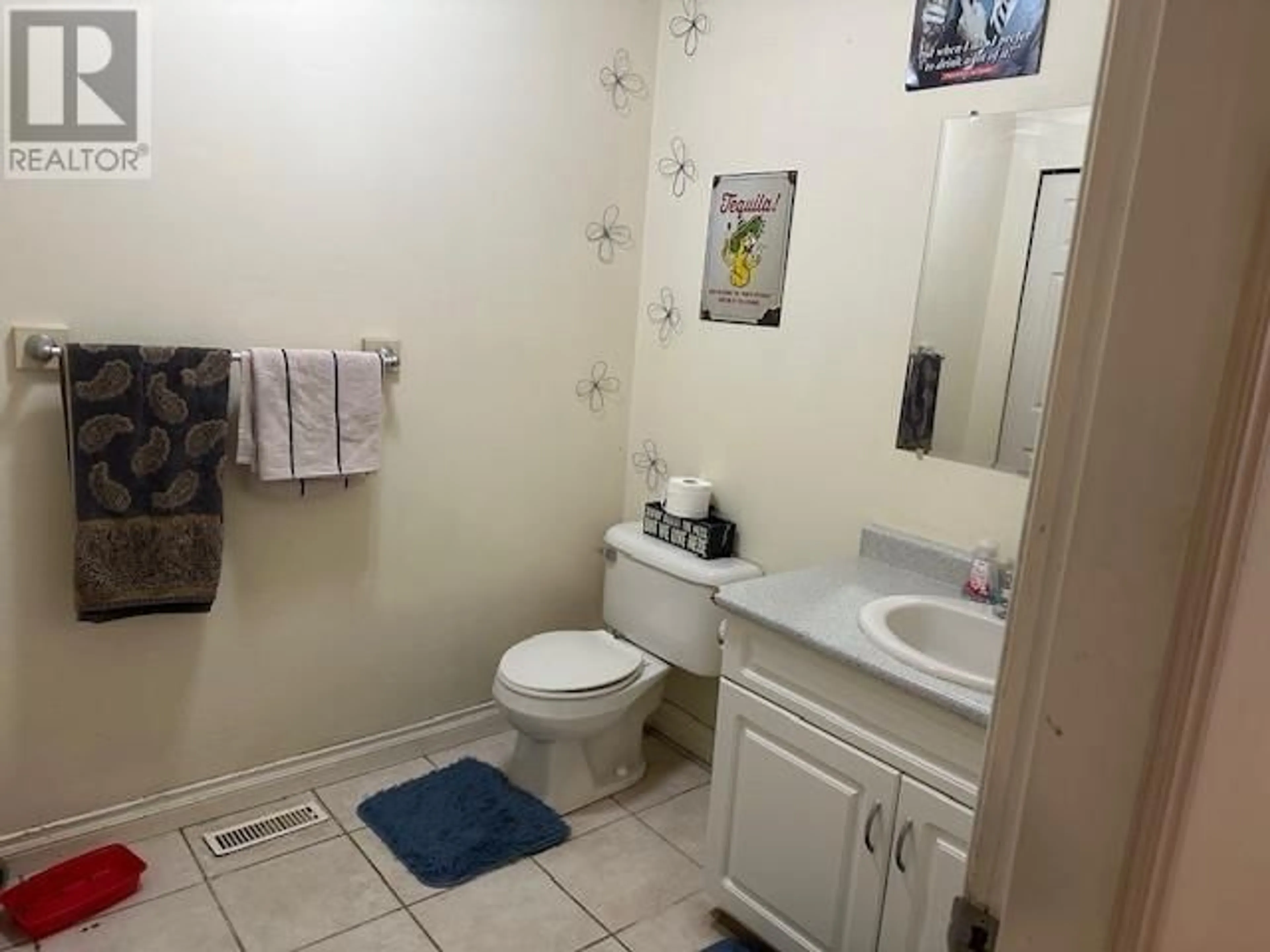 Standard bathroom, floor is not visible for 8813 101 AVENUE, Fort St. John British Columbia V1J7C6