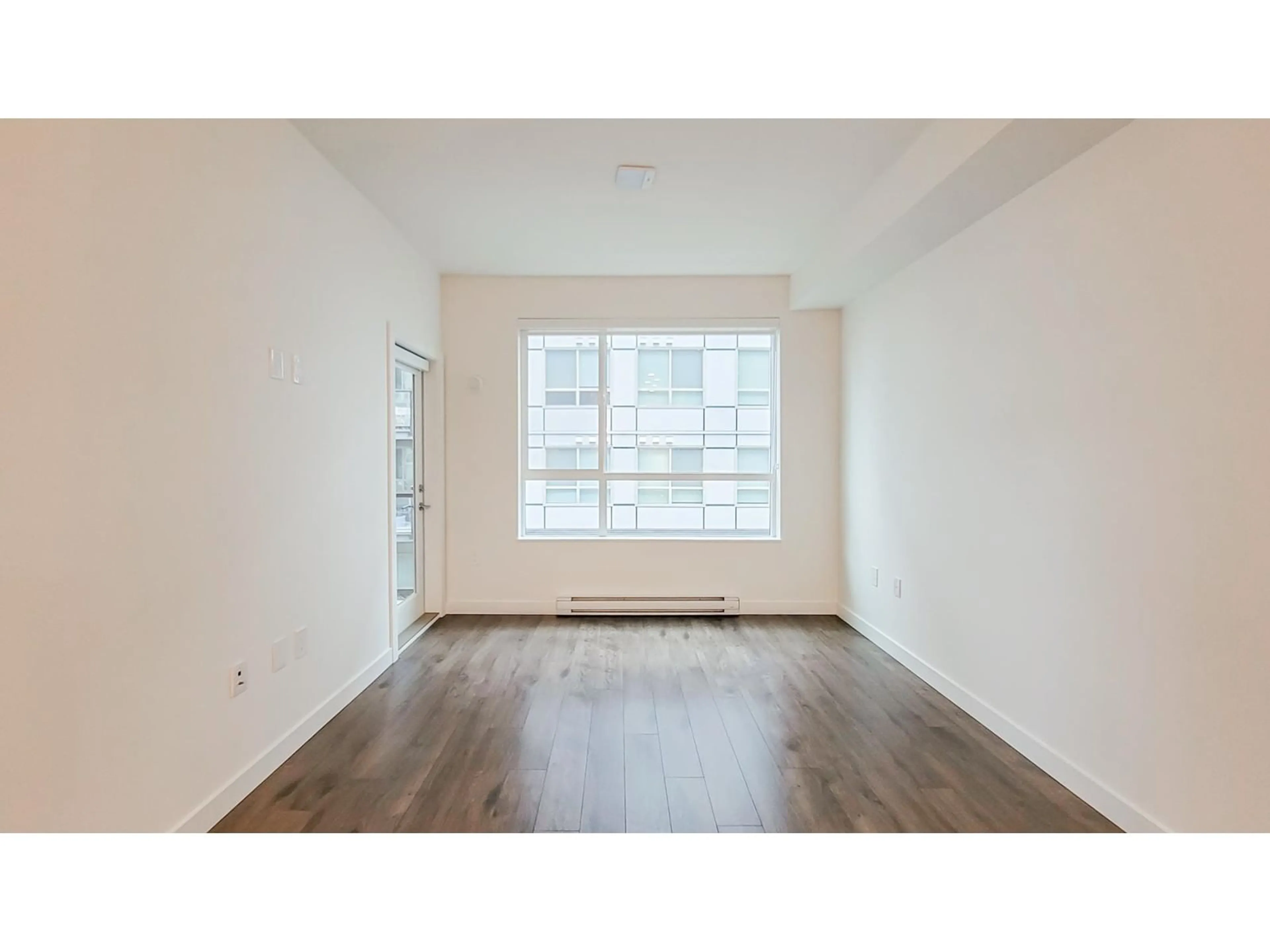 A pic of a room for A305 - 20834 80, Langley British Columbia V2Y3M3