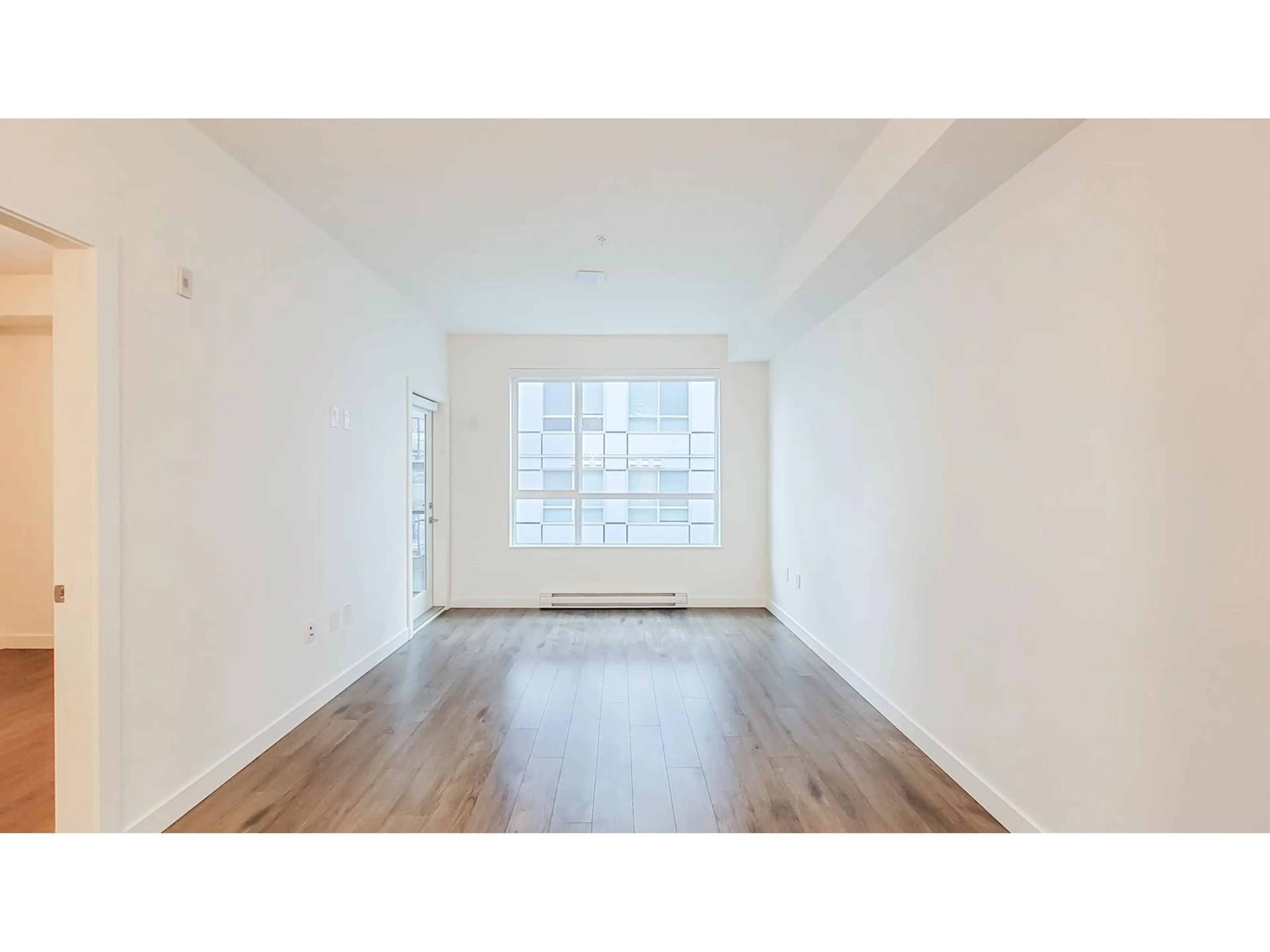 A pic of a room for A305 - 20834 80, Langley British Columbia V2Y3M3