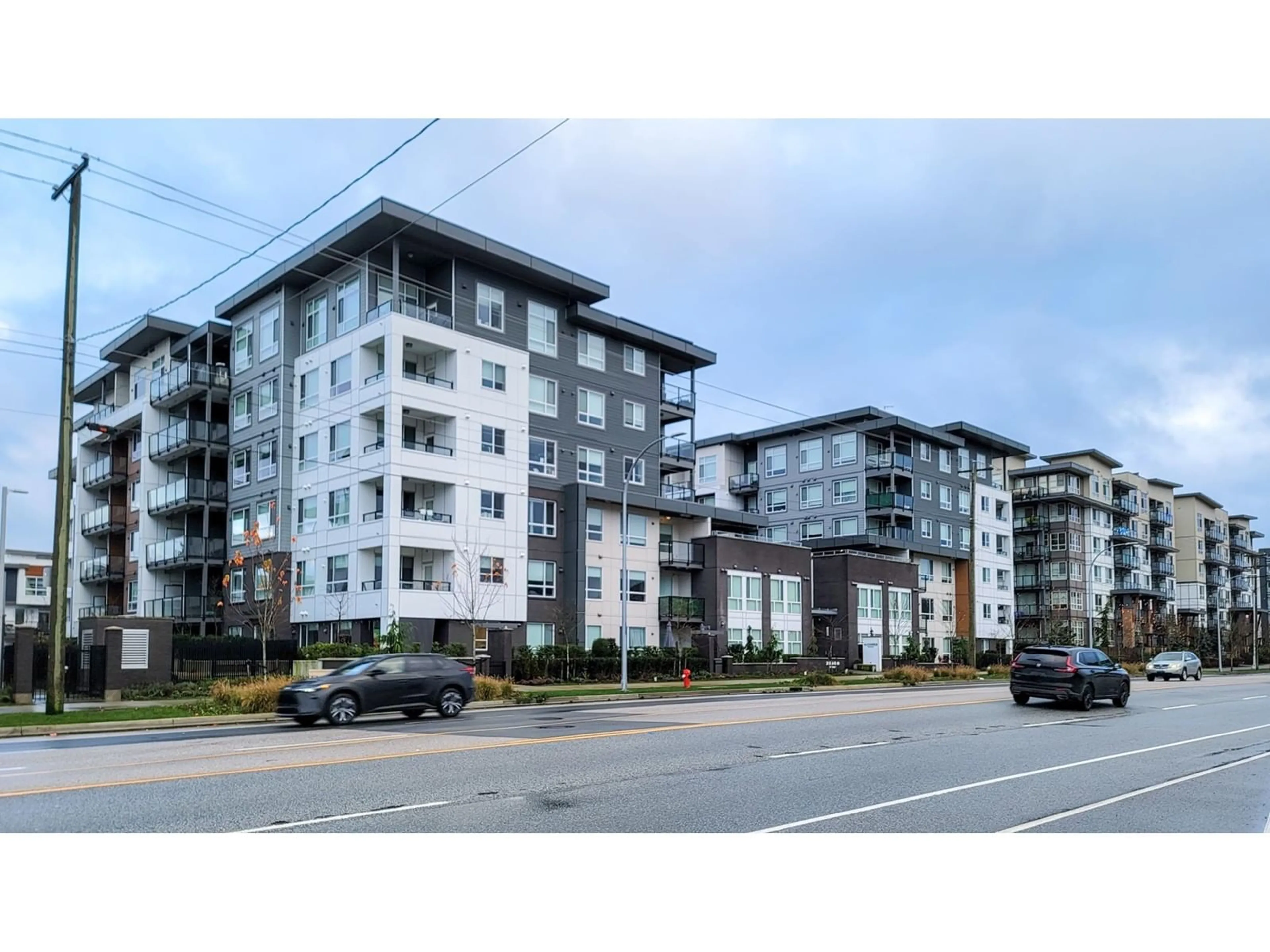 Blurry image for A305 20834 80 AVENUE, Langley British Columbia V2Y3M3