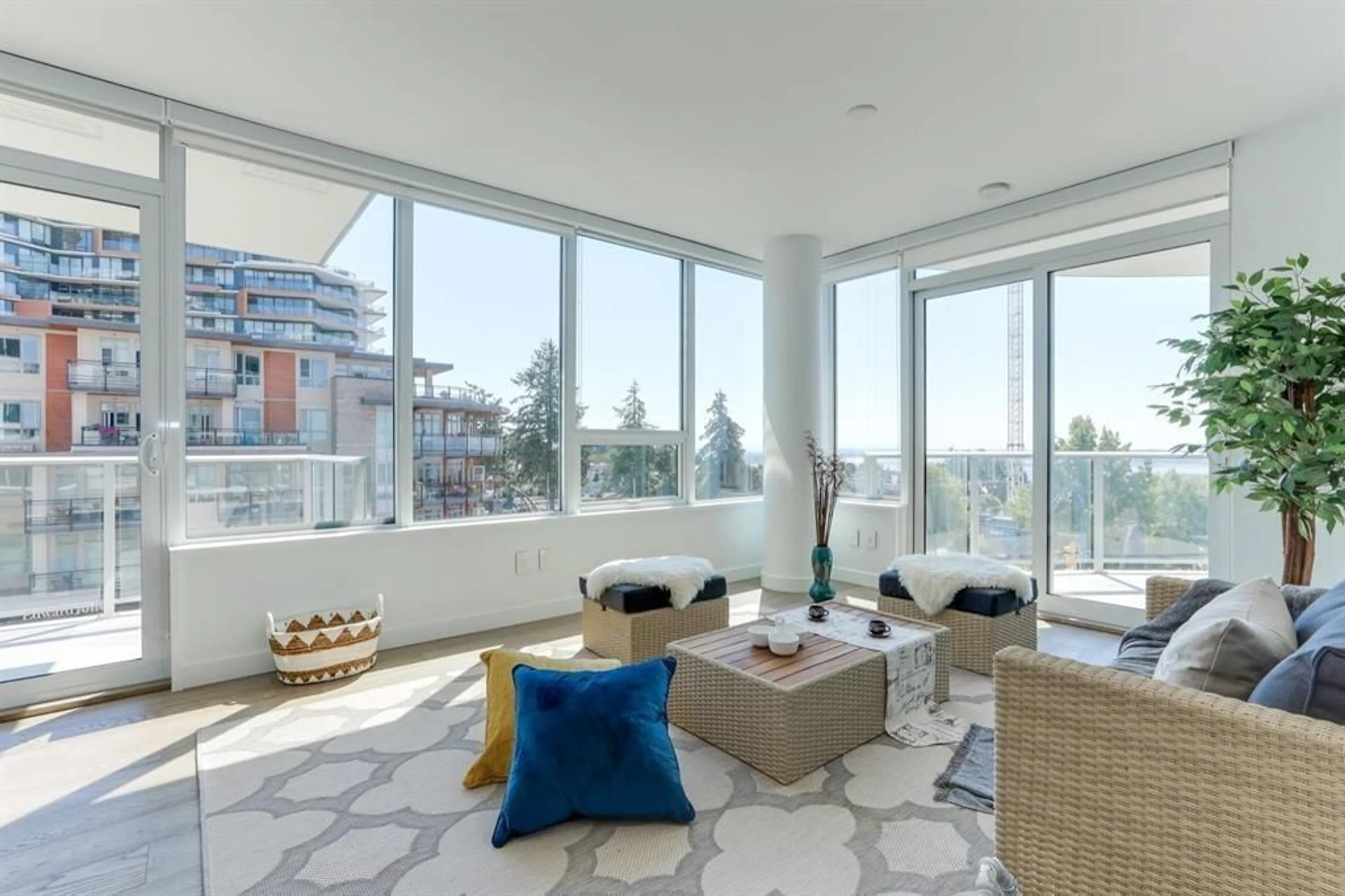 Living room with furniture, unknown for 407 - 1441 JOHNSTON, White Rock British Columbia V4B3Z4