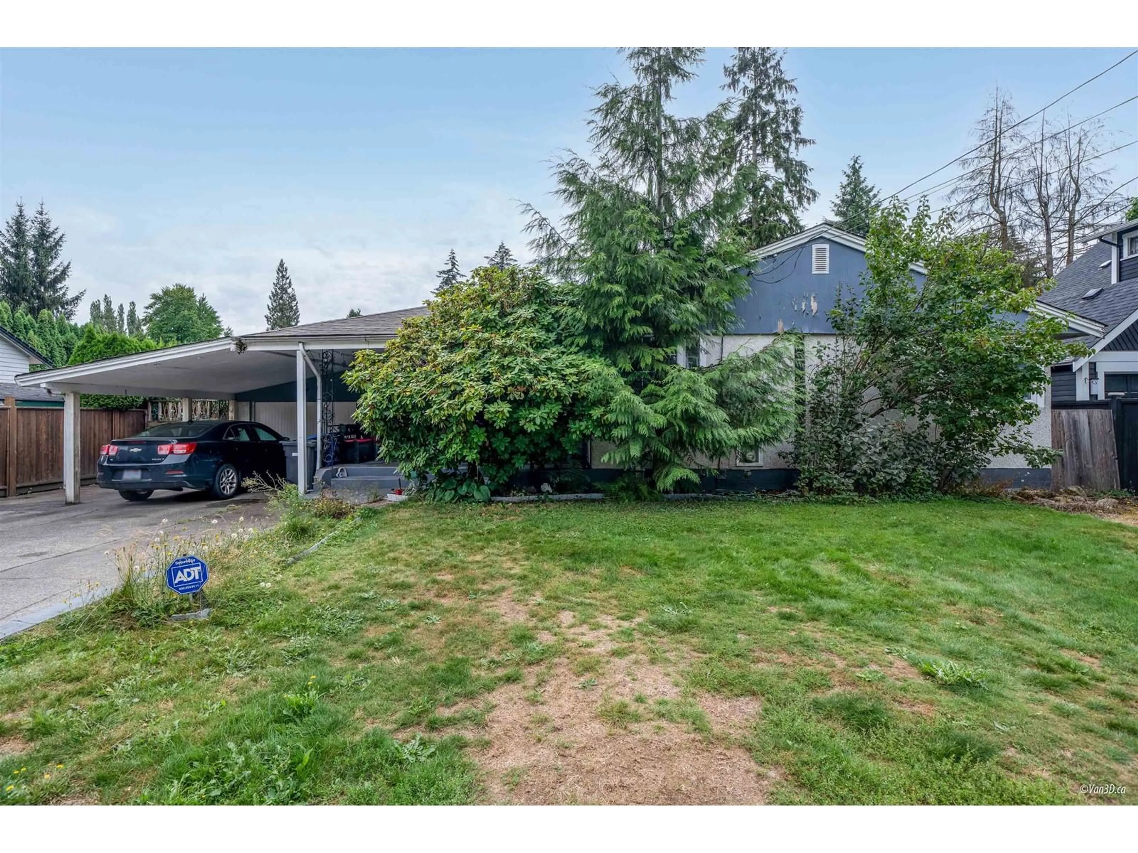 A pic from outside/outdoor area/front of a property/back of a property/a pic from drone, unknown for 2303 MCKENZIE ROAD, Abbotsford British Columbia V2S4A1