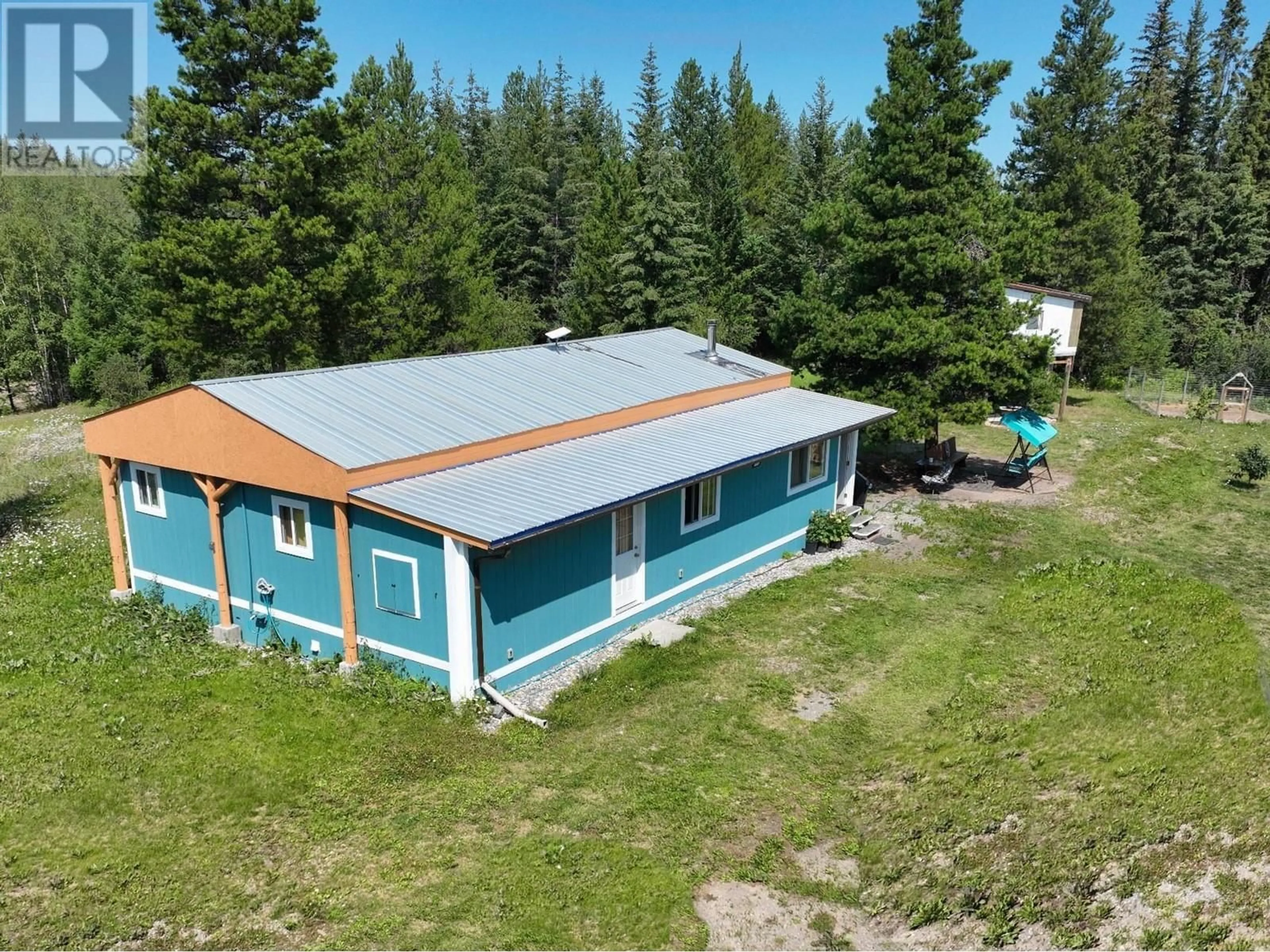 A pic from outside/outdoor area/front of a property/back of a property/a pic from drone, building for 1240 PALEY ROAD, Quesnel British Columbia V2J7G1