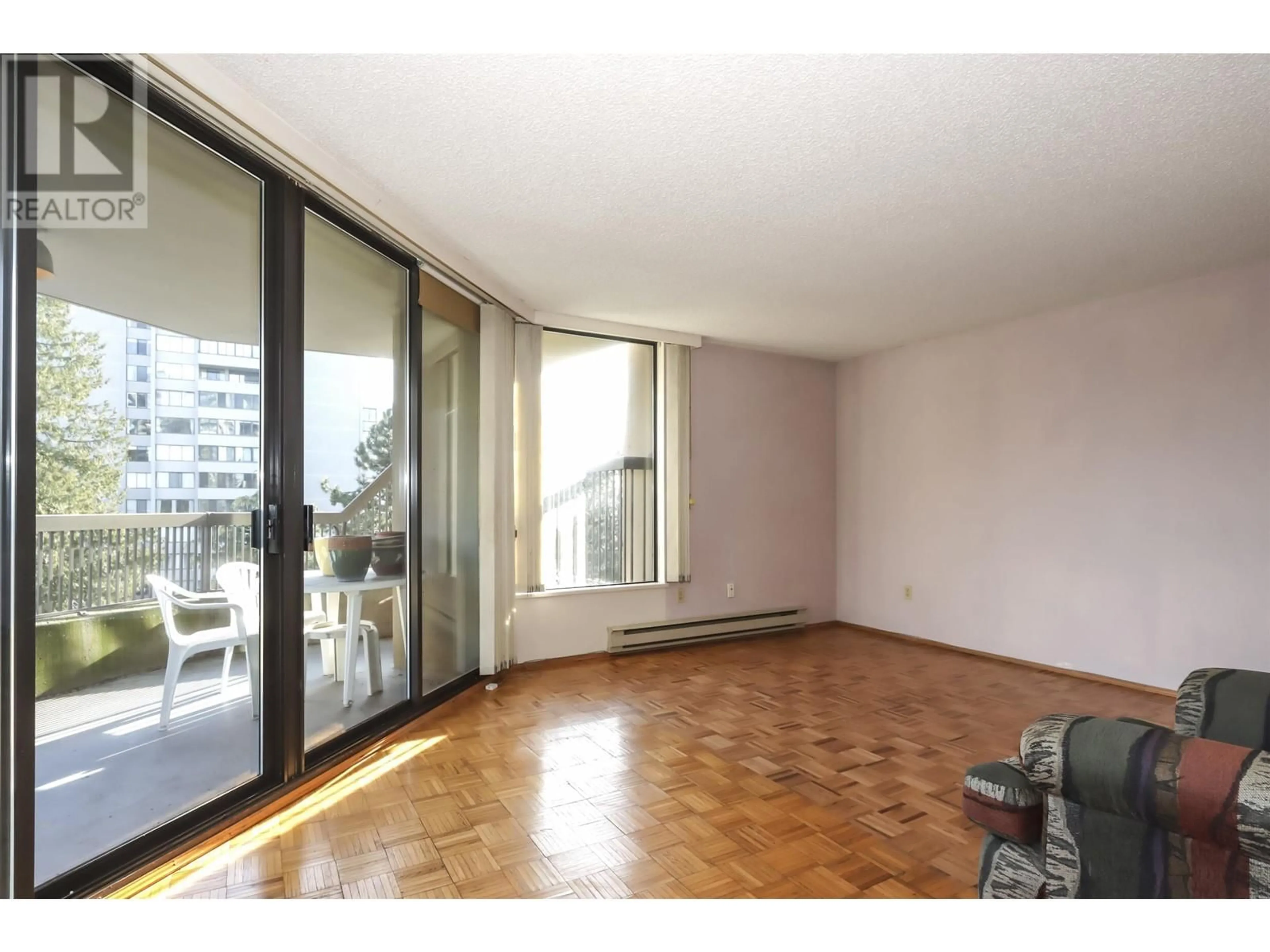 A pic of a room for 704 2041 BELLWOOD AVENUE, Burnaby British Columbia V5B4V5