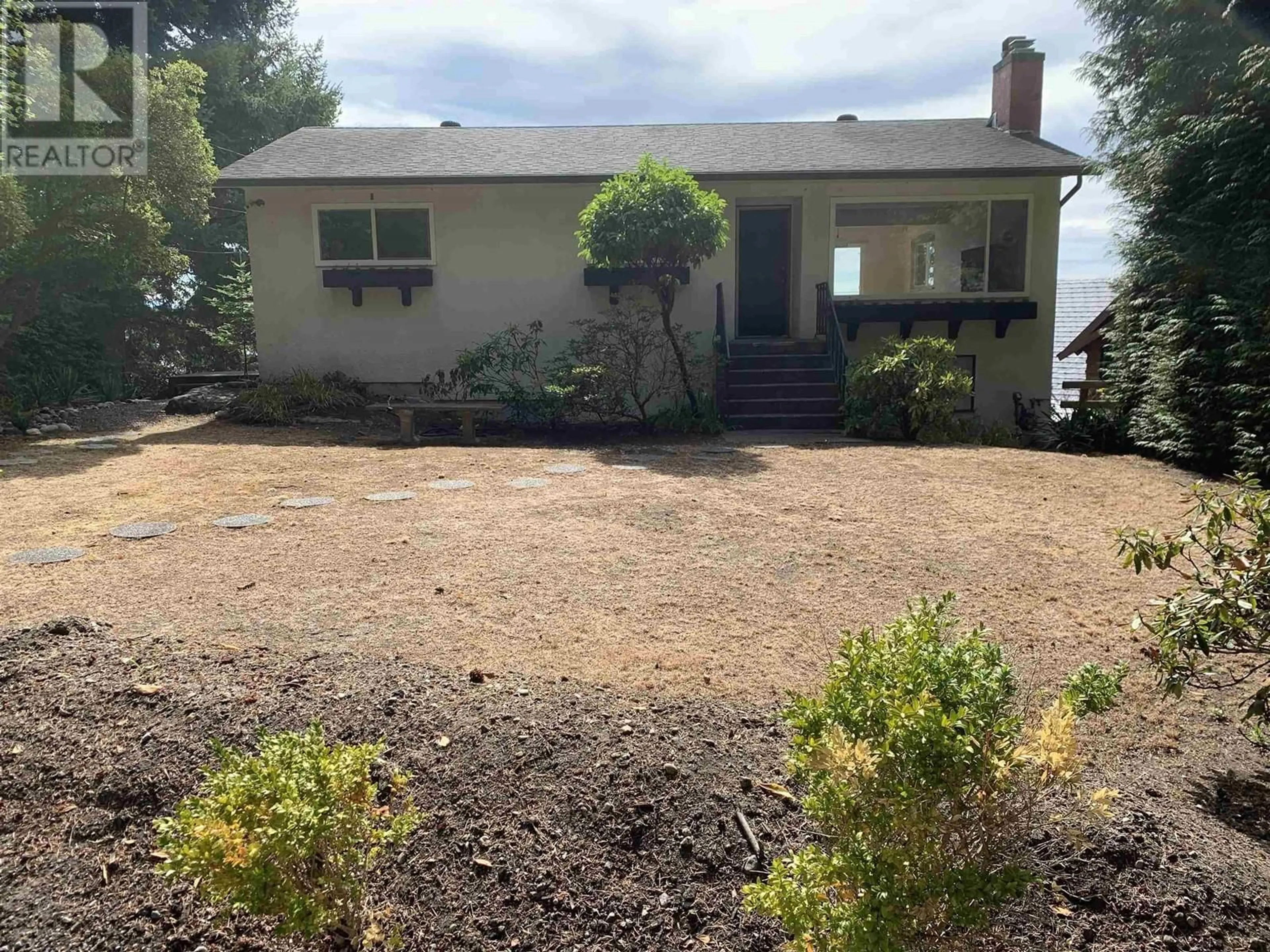 A pic from outside/outdoor area/front of a property/back of a property/a pic from drone, street for 8323 REDROOFFS ROAD, Halfmoon Bay British Columbia V7Z1E4