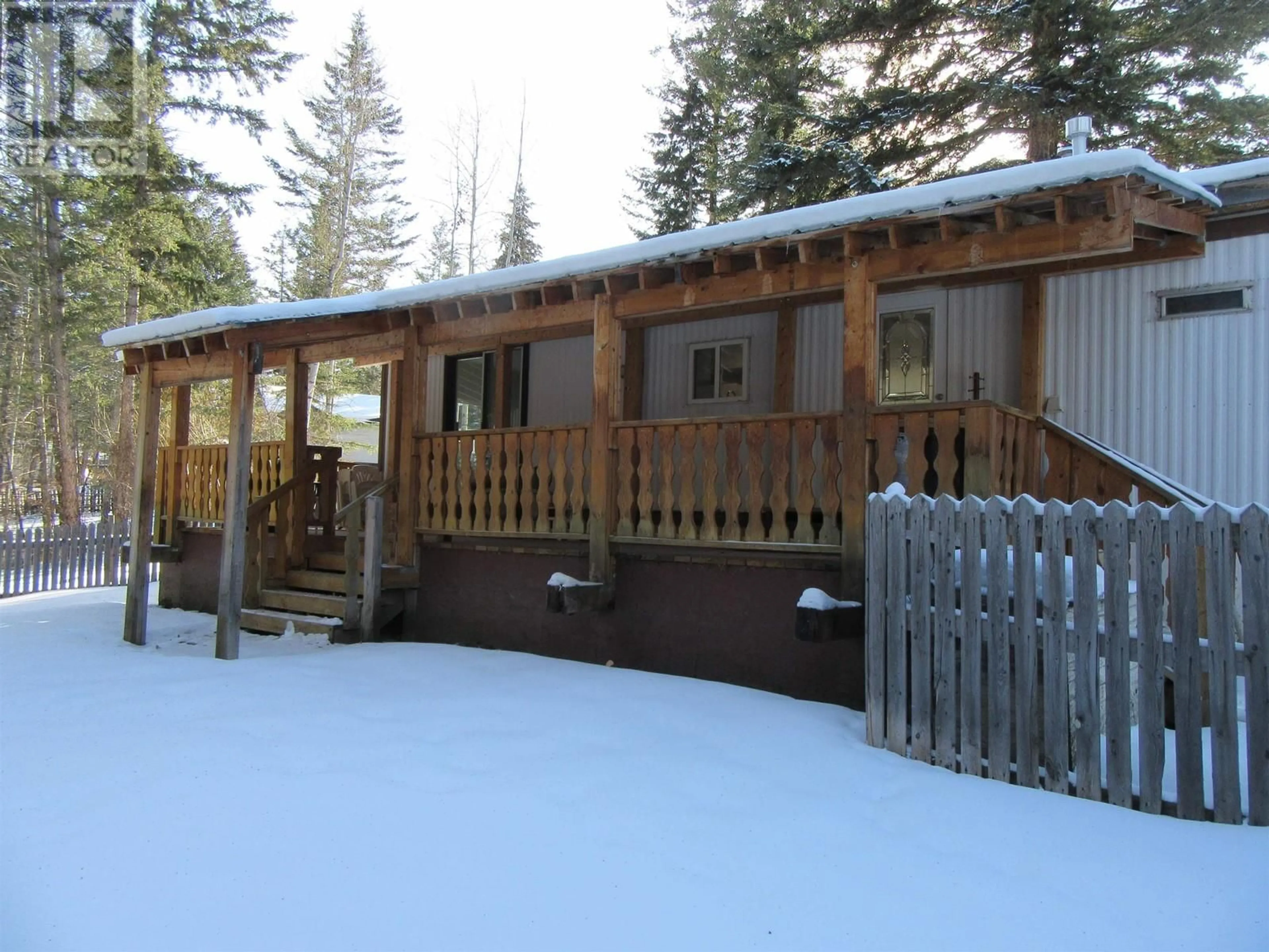 Unknown for 5484 SAUNDERS CRESCENT, 103 Mile House British Columbia V0K2E1