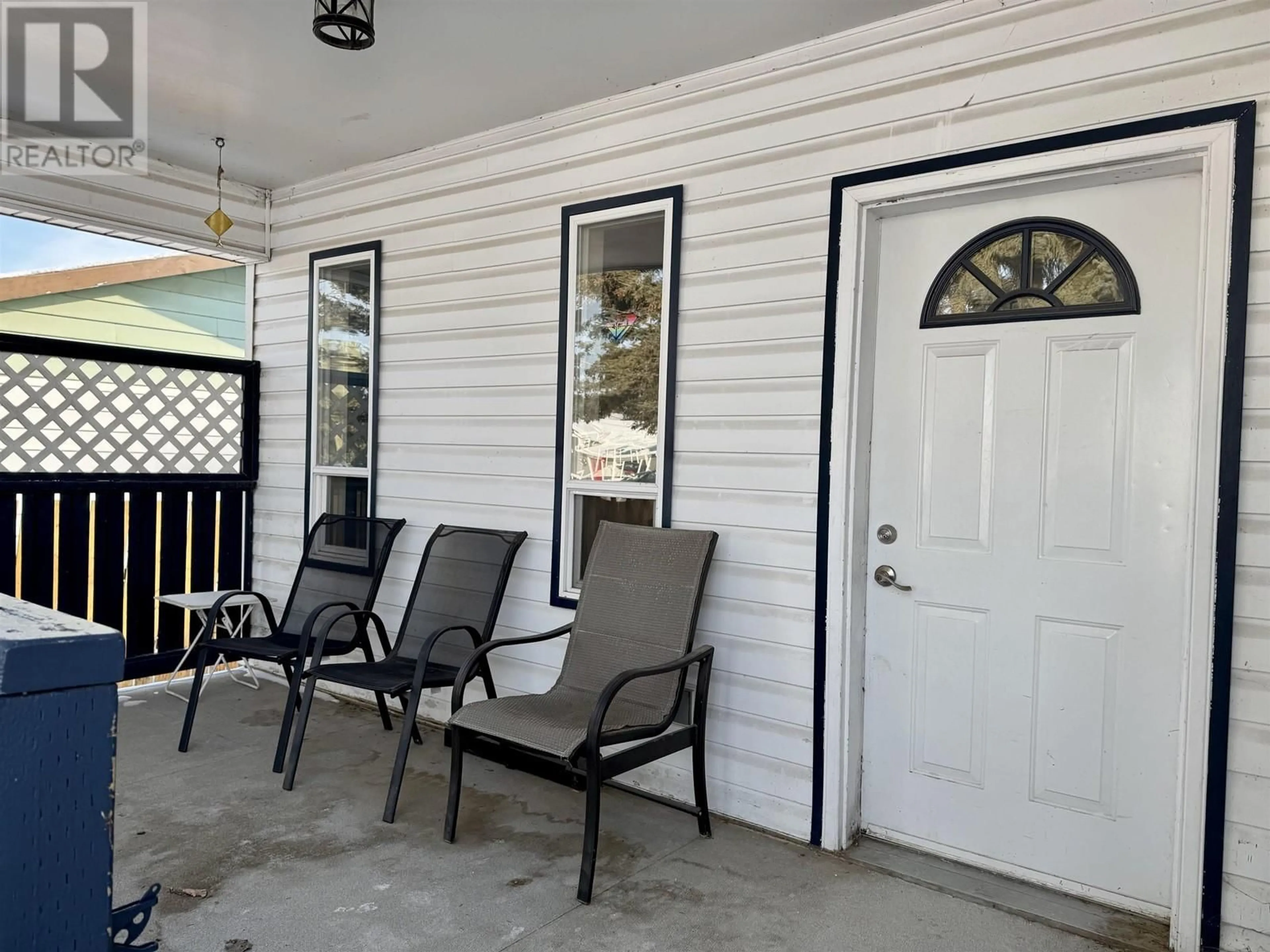 Patio, street for 372 CONNAUGHT STREET, Vanderhoof British Columbia V0J3A0