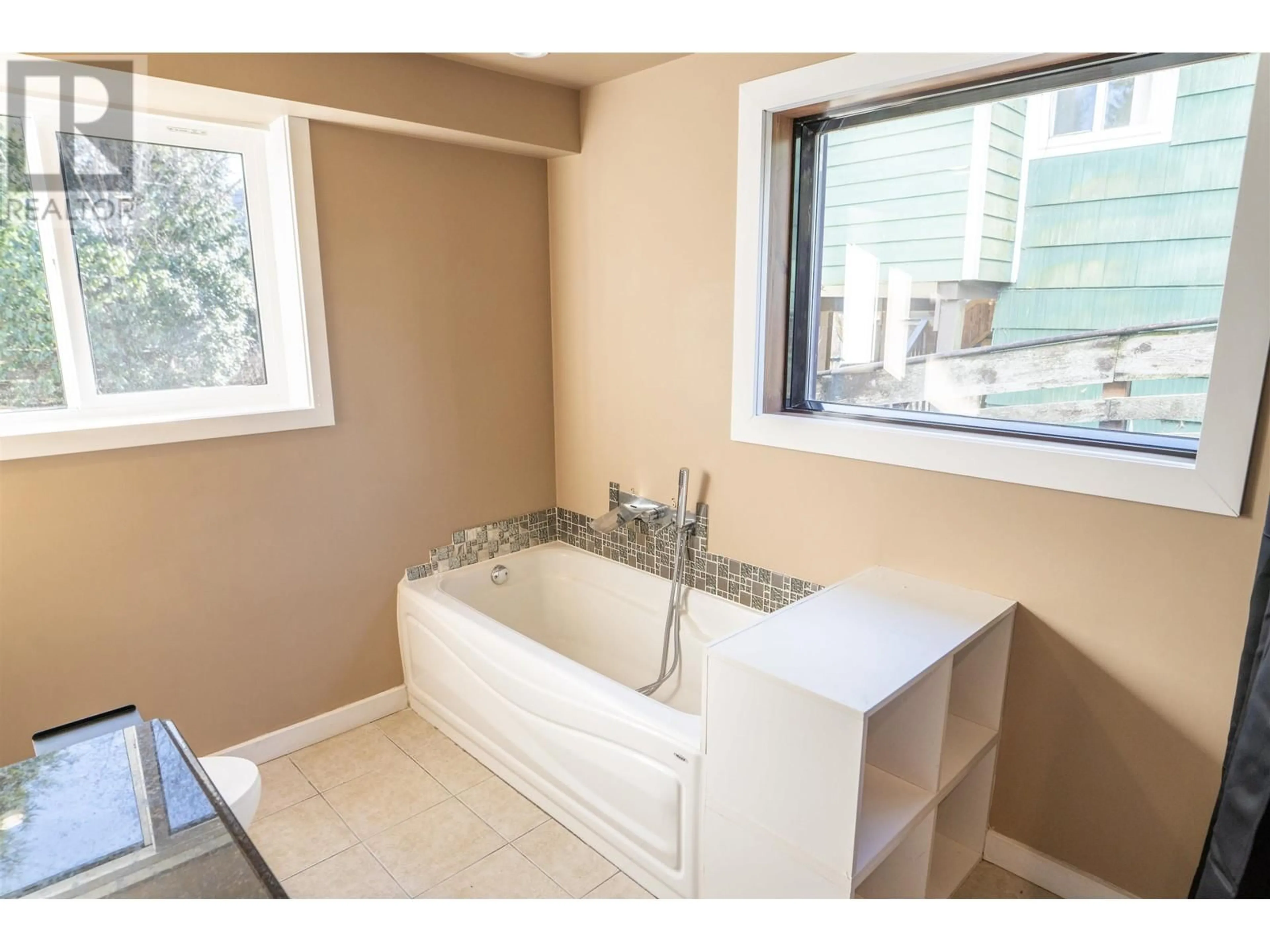 Standard bathroom, ceramic/tile floor for 1400 E 6TH AVENUE, Prince Rupert British Columbia V8J1X9