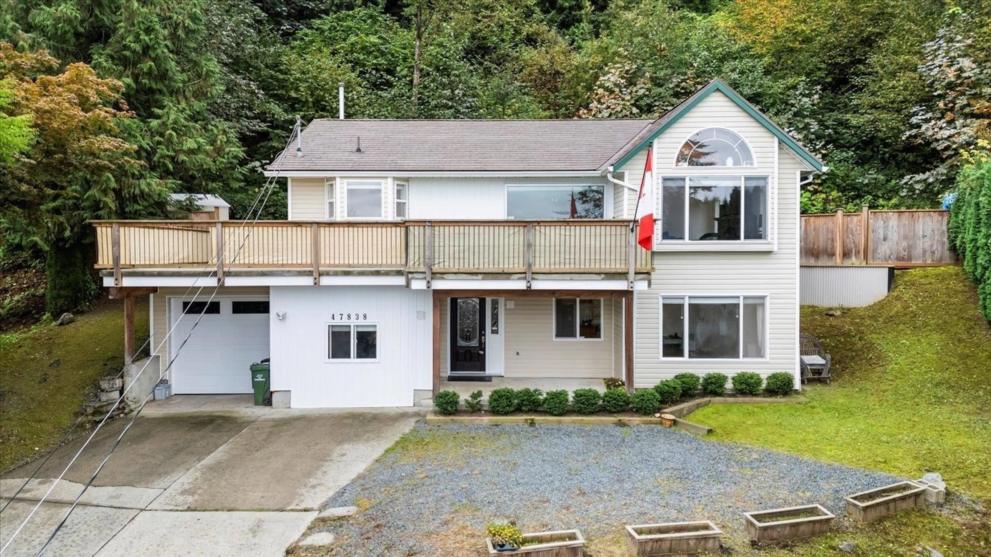 A pic from outside/outdoor area/front of a property/back of a property/a pic from drone, street for 47838 LINDELL ROAD, Ryder Lake British Columbia V2R4S4