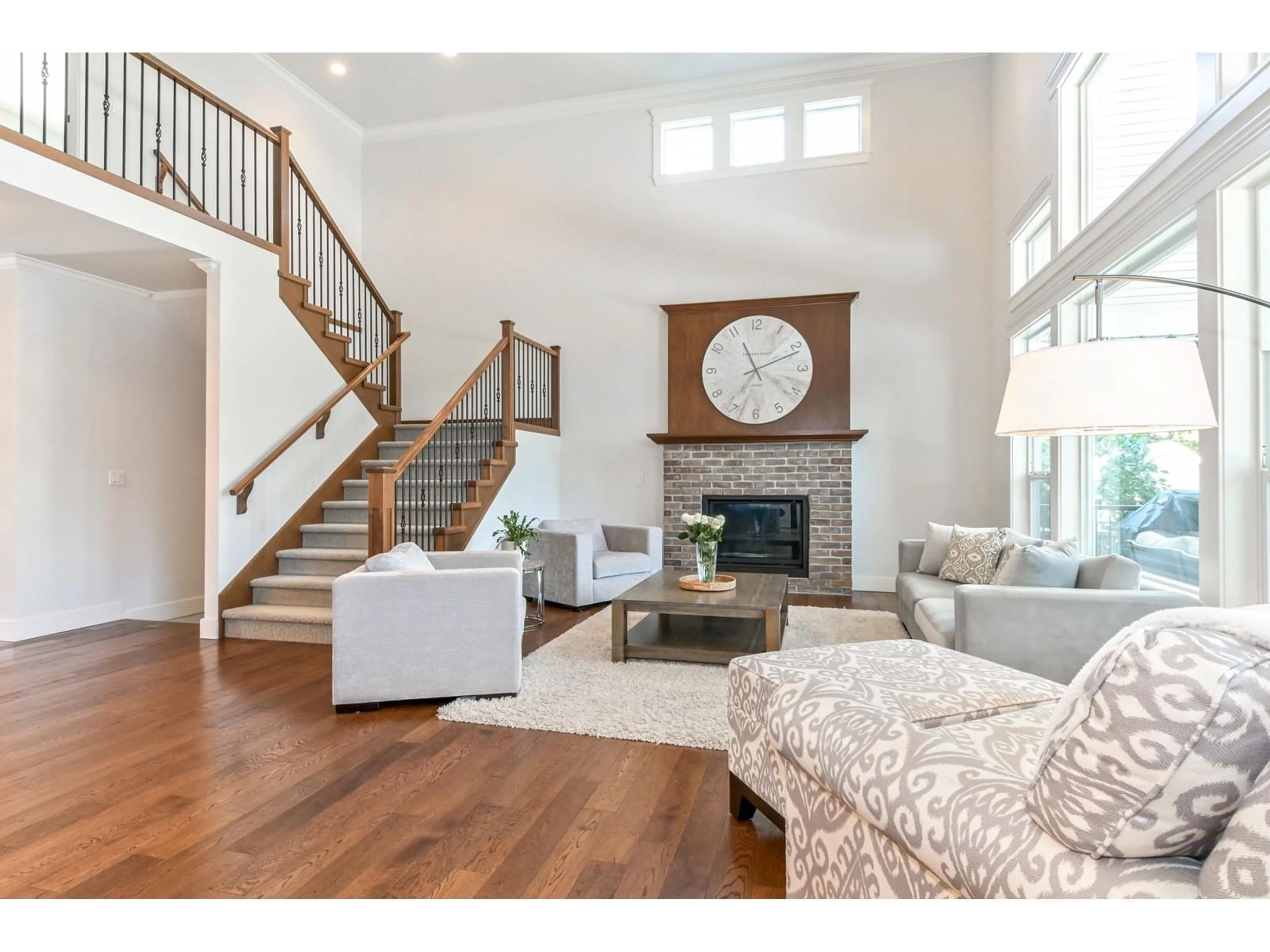 Living room with furniture, wood/laminate floor for 23235 FRANCIS STREET, Langley British Columbia V1M2S3