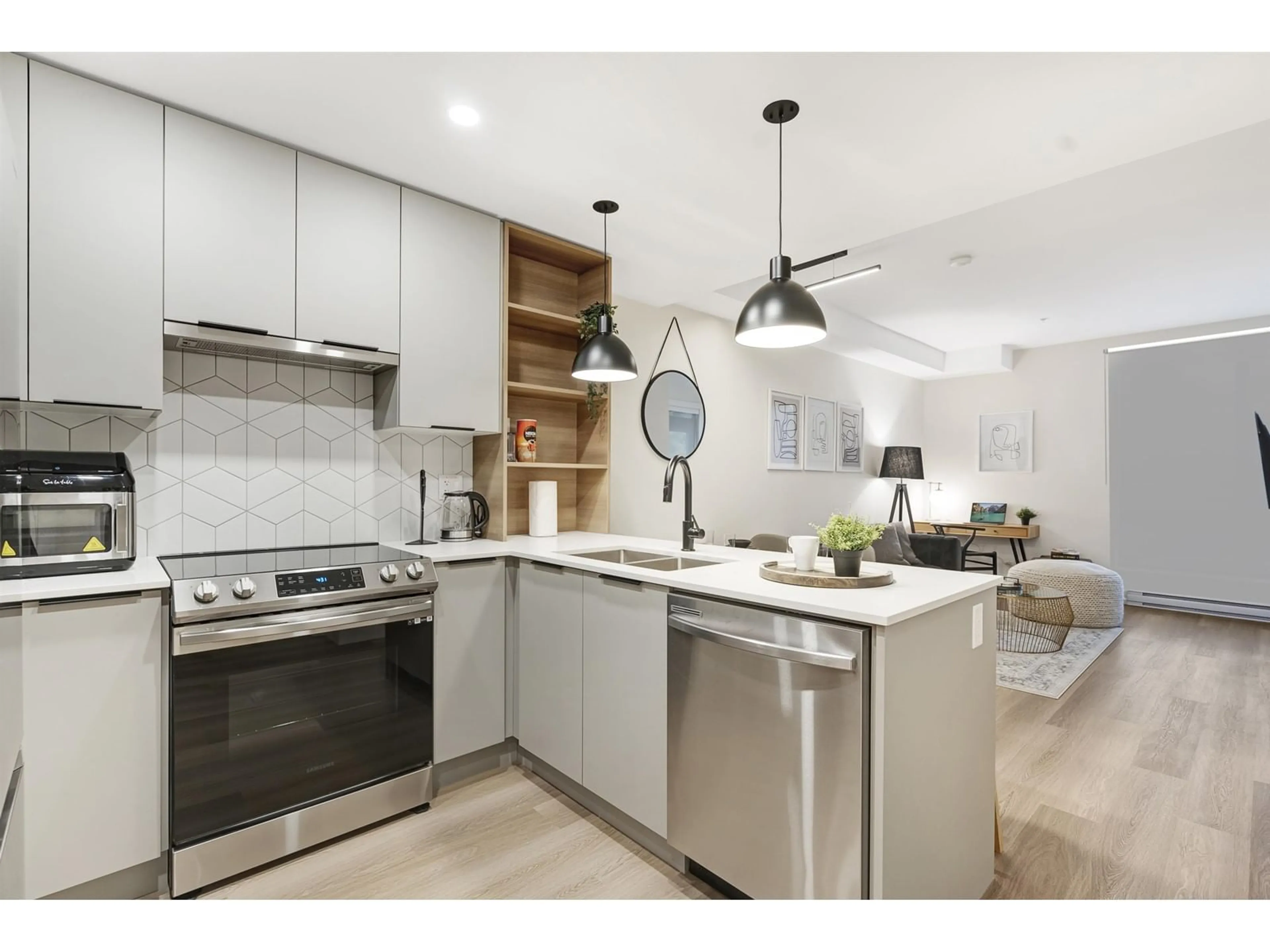 Open concept kitchen, unknown for 211 - 10778 138, Surrey British Columbia V3T0S5