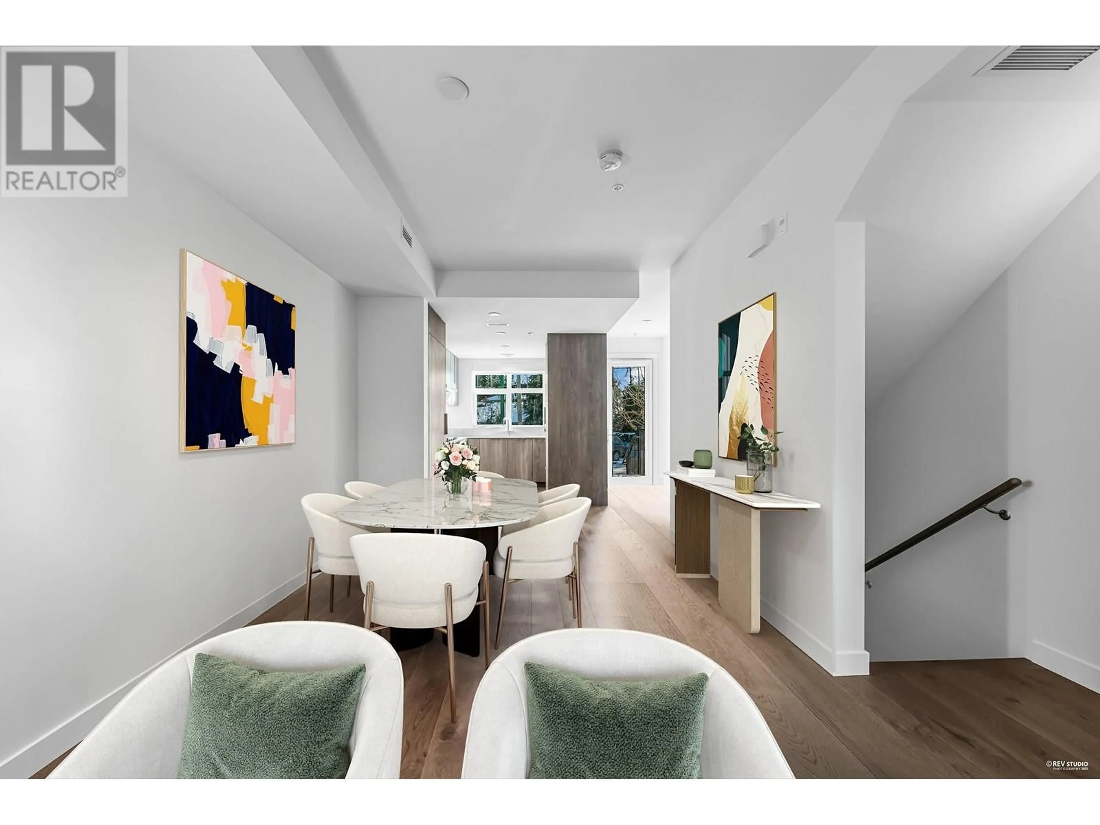 Unknown for 4 - 1960 GLENAIRE DRIVE, North Vancouver British Columbia V7P1Y1