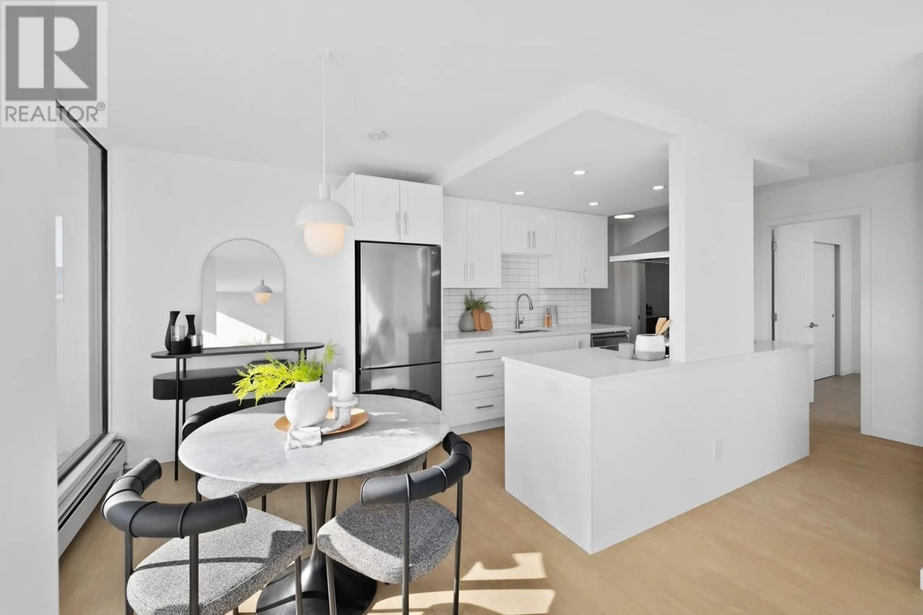 Open concept kitchen, unknown for 1601 1816 HARO STREET, Vancouver British Columbia V6G2Y7