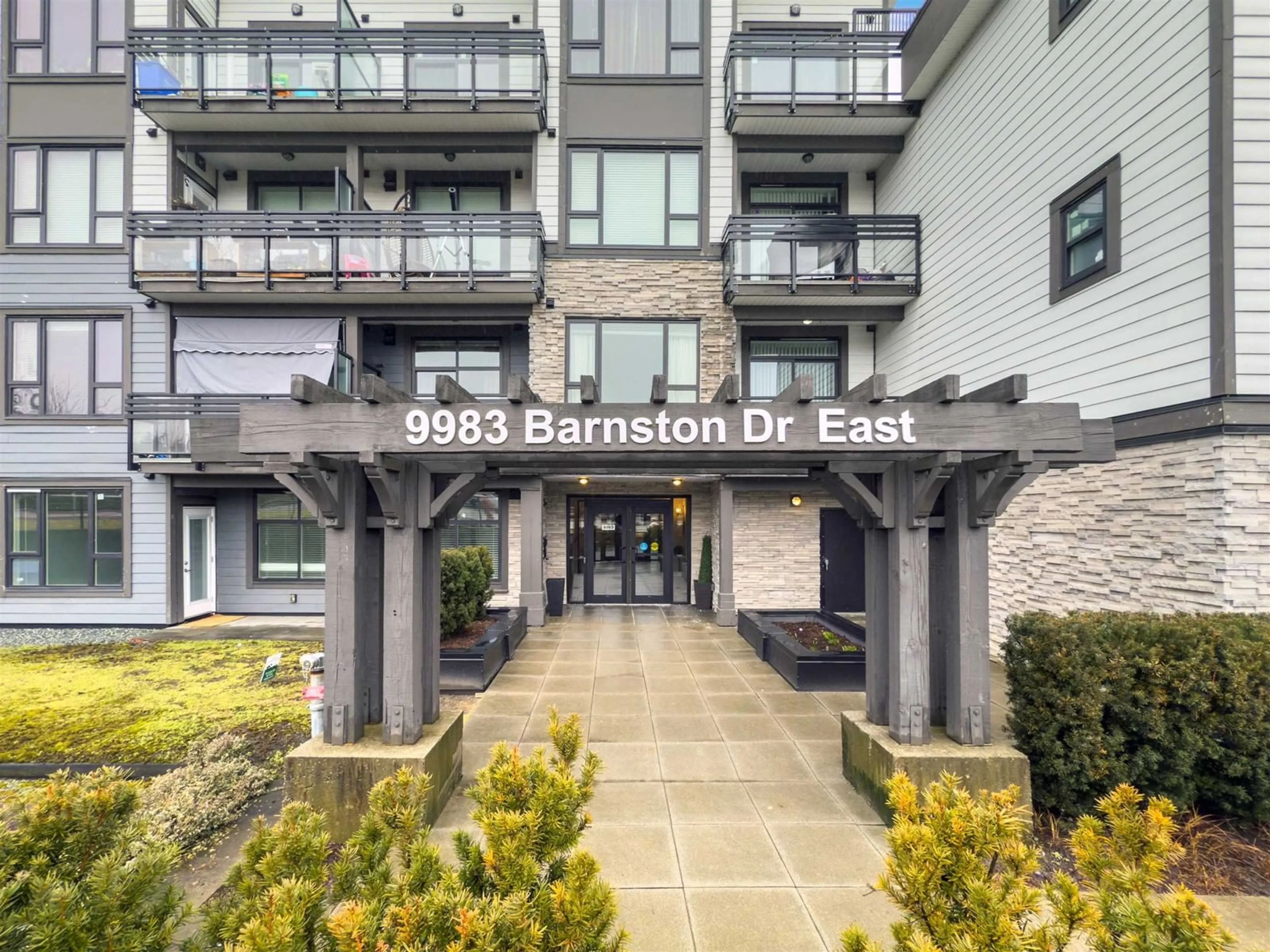 Unknown for 208 - 9983 BARNSTON EAST, Surrey British Columbia V4N6T3