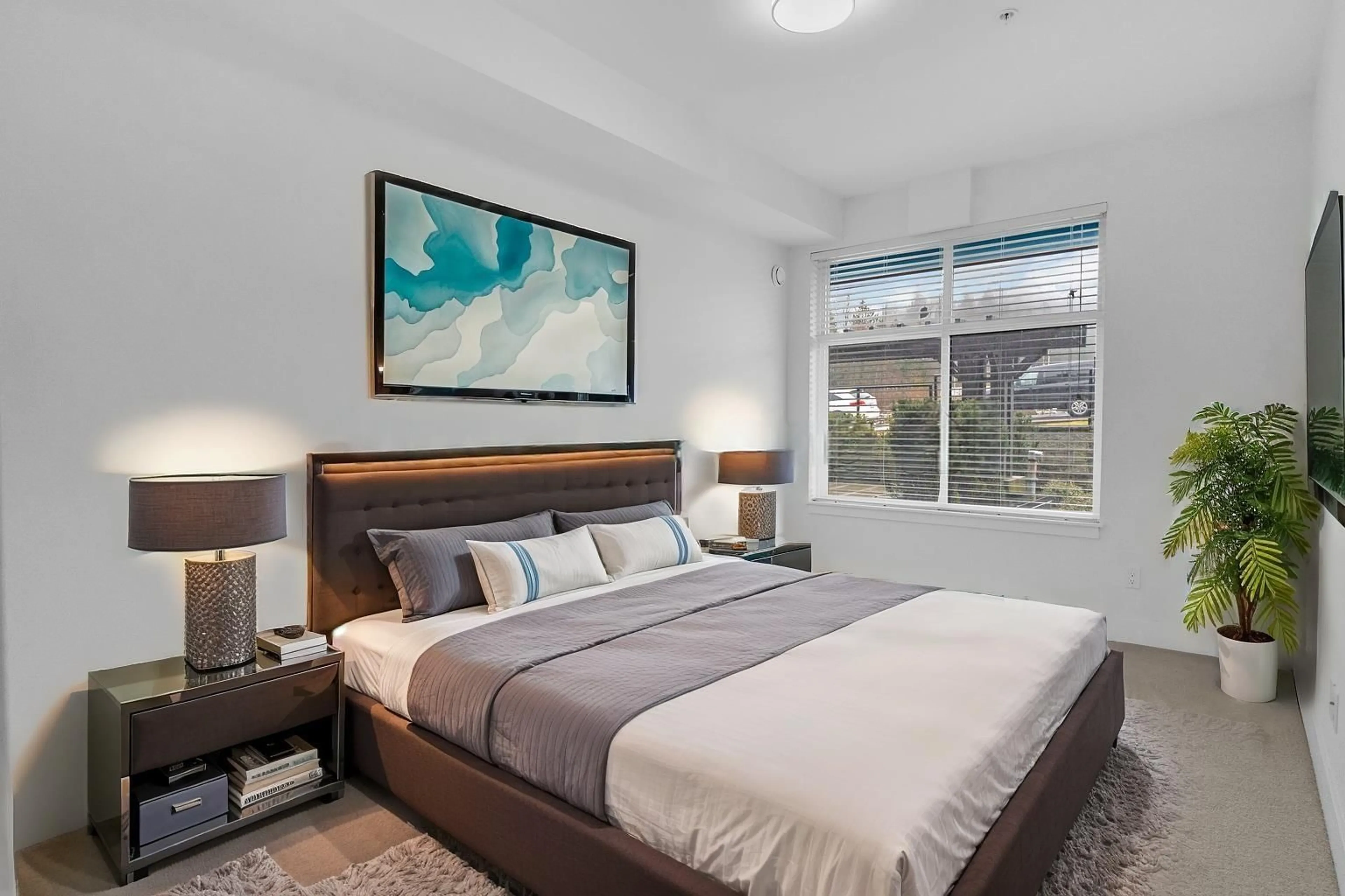Bedroom with bed, unknown for 208 - 9983 BARNSTON EAST, Surrey British Columbia V4N6T3
