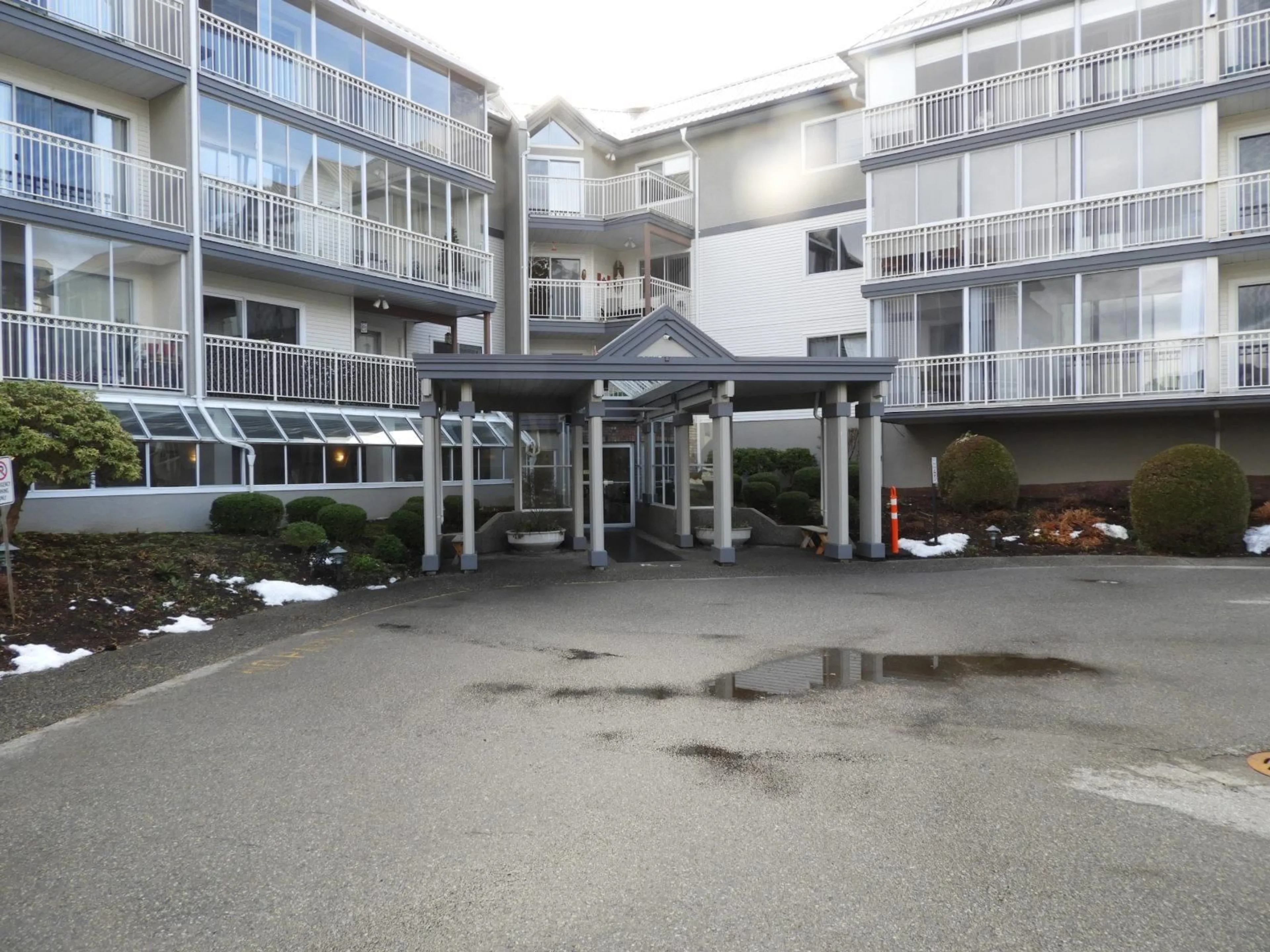 Unknown for 215 - 31930 OLD YALE, Abbotsford British Columbia V2T2C7