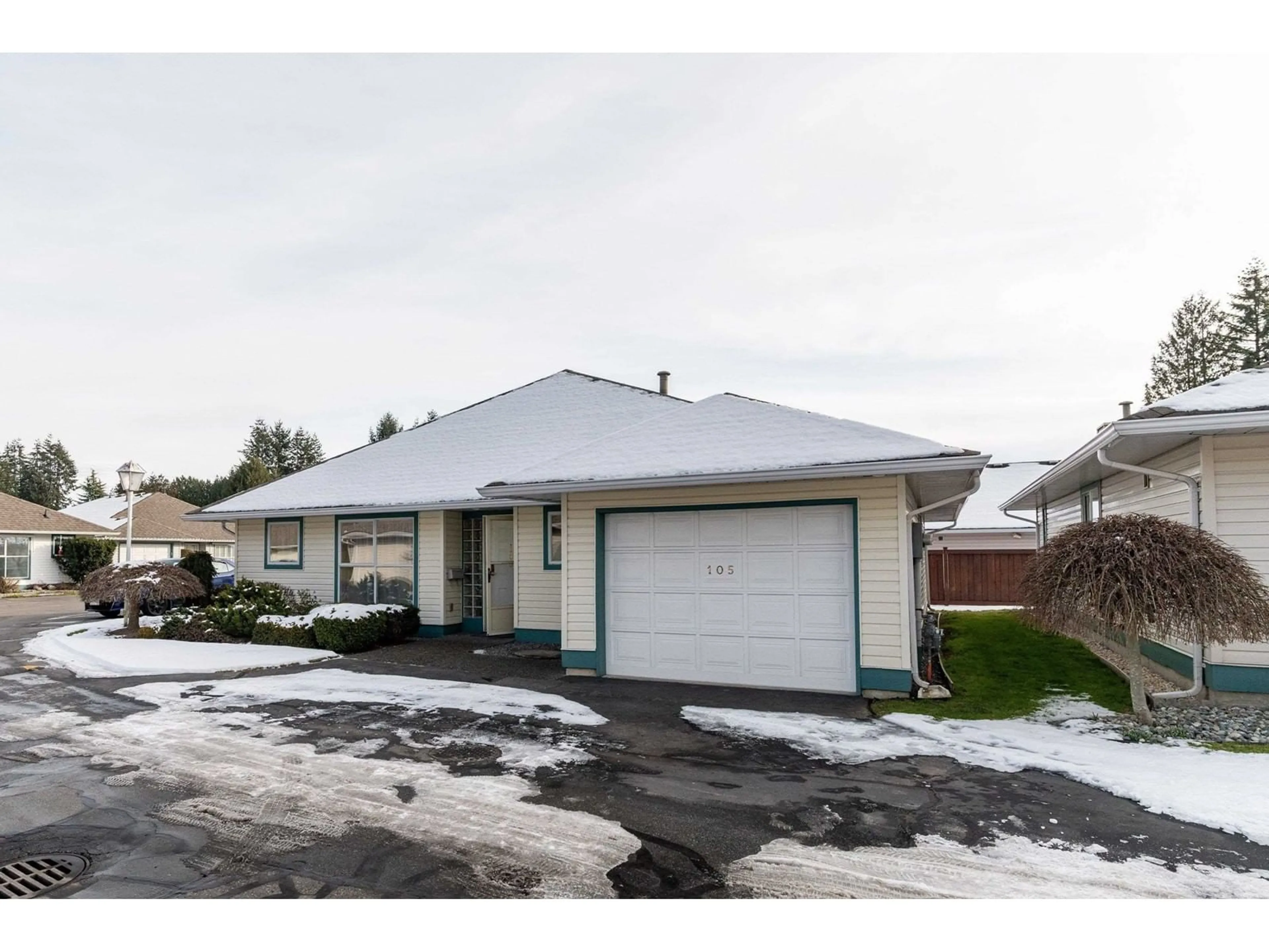 Unknown for 105 - 10172 141, Surrey British Columbia V3T4P6