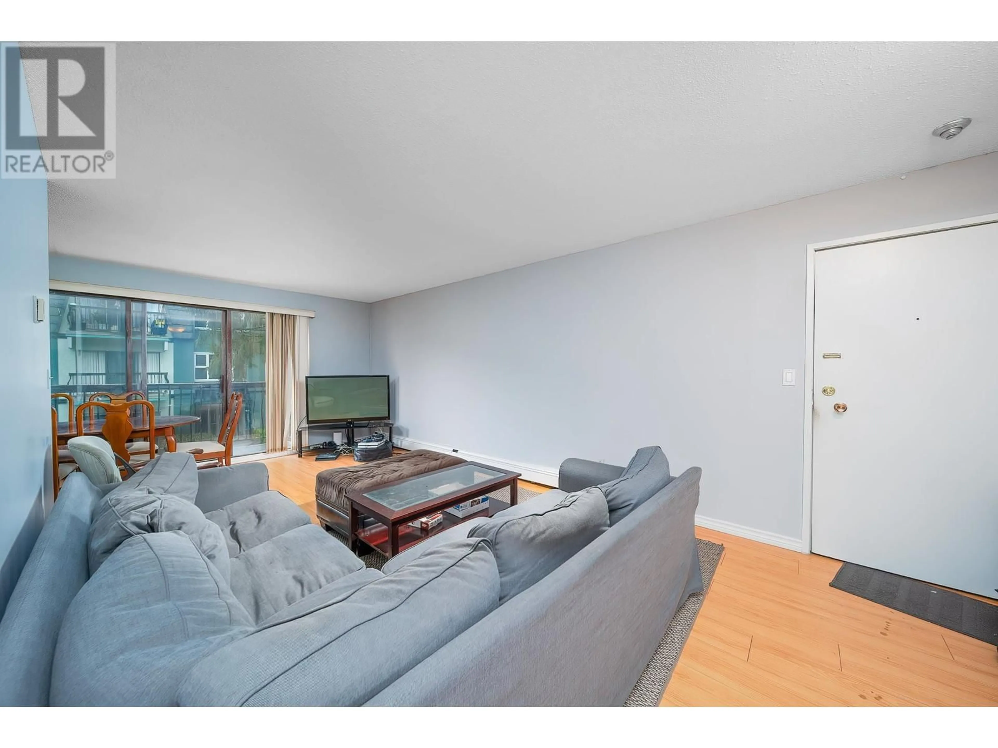 Living room with furniture, unknown for 270 - 8140 B WILLIAMS ROAD, Richmond British Columbia V7A1G5