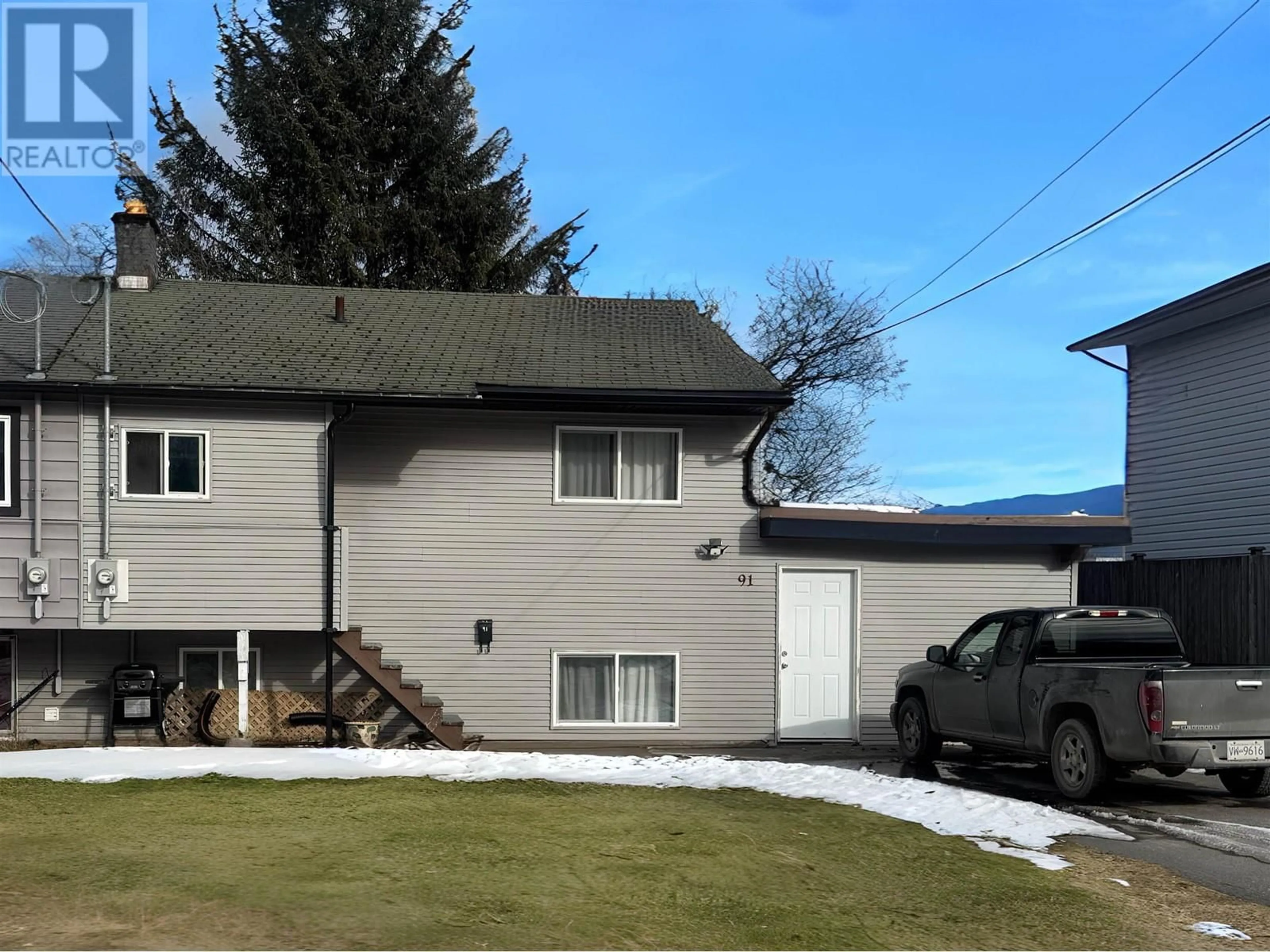 A pic from outside/outdoor area/front of a property/back of a property/a pic from drone, street for 91 ORIOLE STREET, Kitimat British Columbia V8C1M6