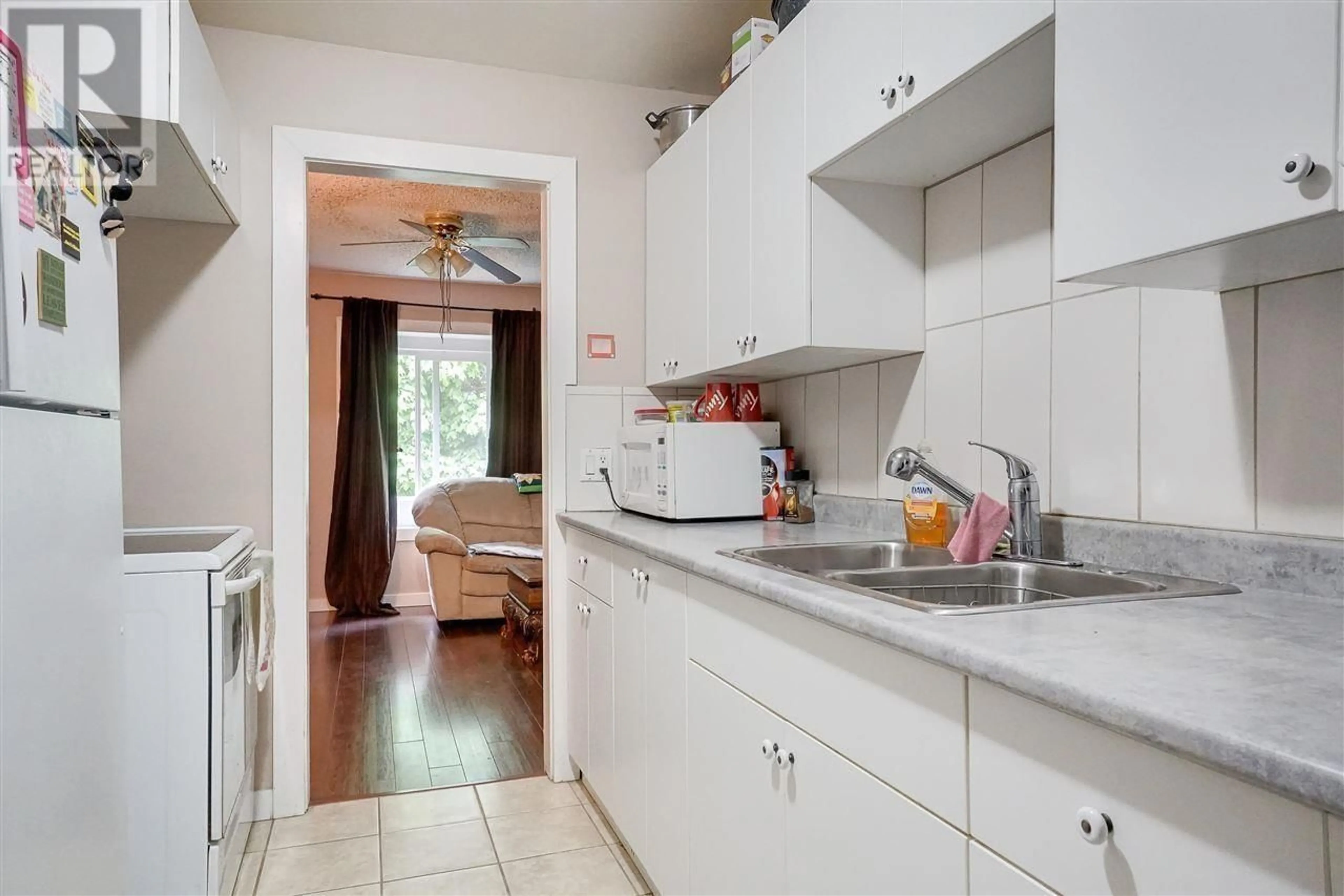 Standard kitchen, unknown for 91 ORIOLE STREET, Kitimat British Columbia V8C1M6