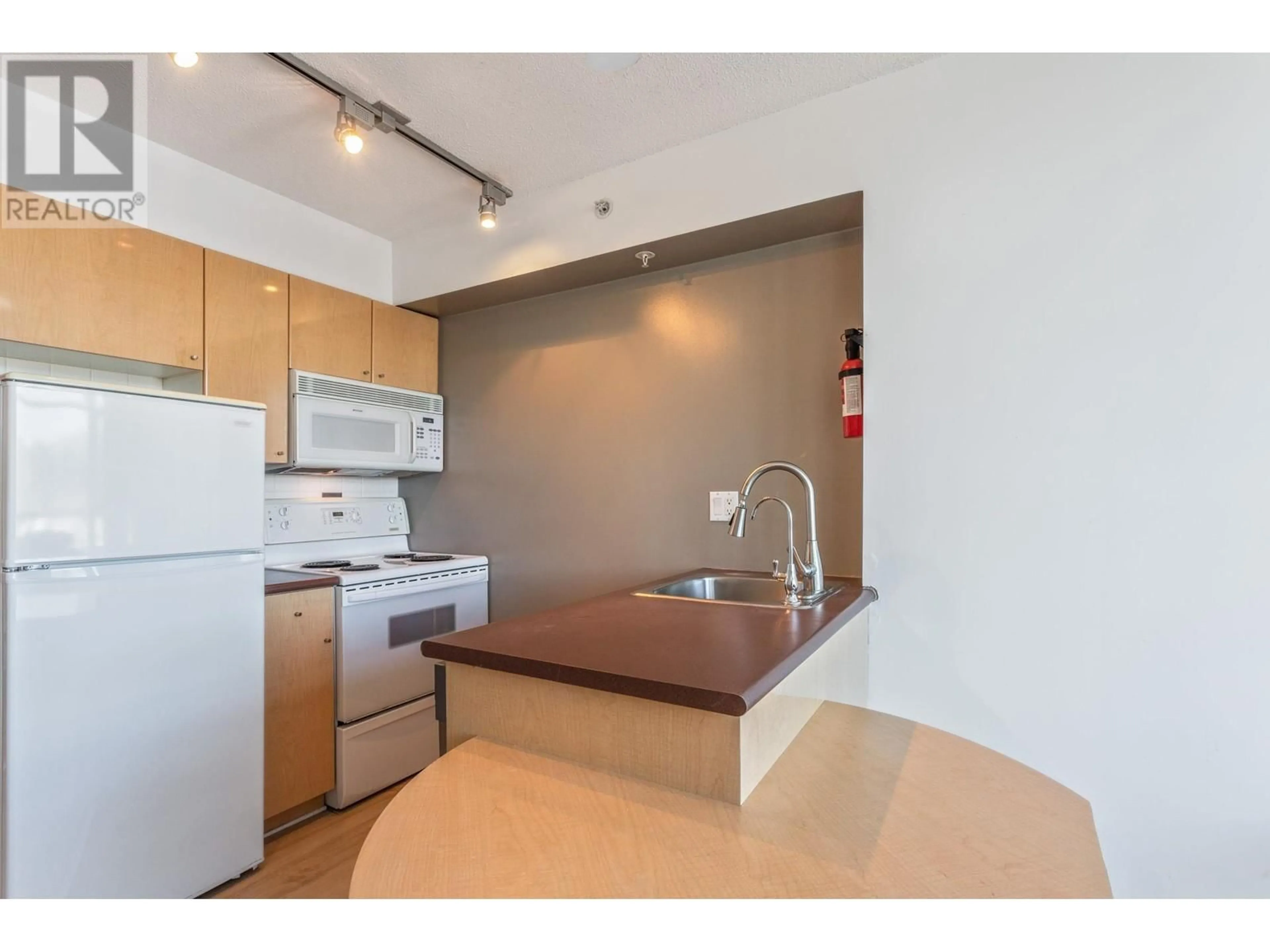 Standard kitchen, unknown for 503 1889 ALBERNI STREET, Vancouver British Columbia V6G3G7