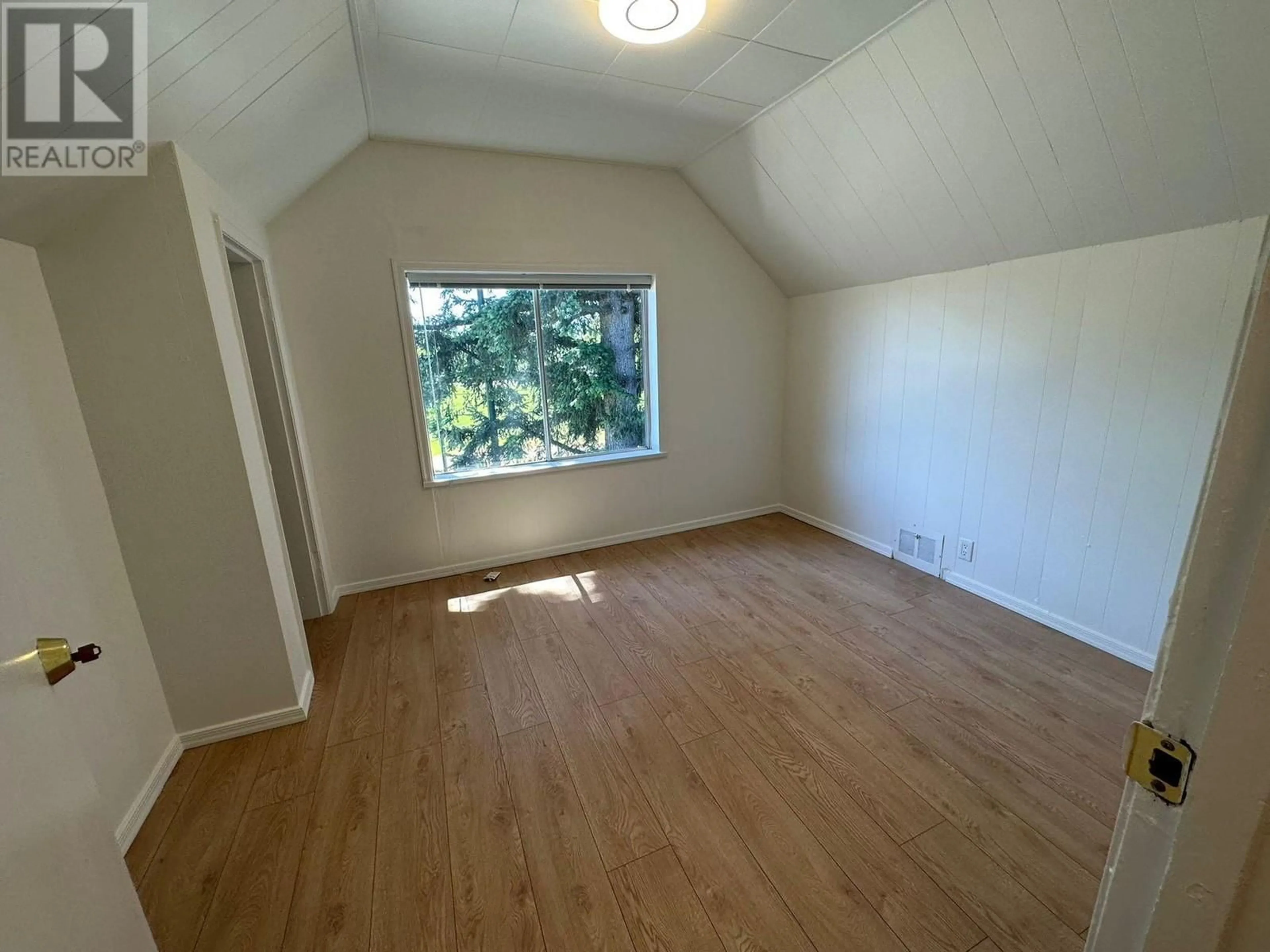 A pic of a room for 1039 E 41ST AVENUE, Vancouver British Columbia V5W1P9