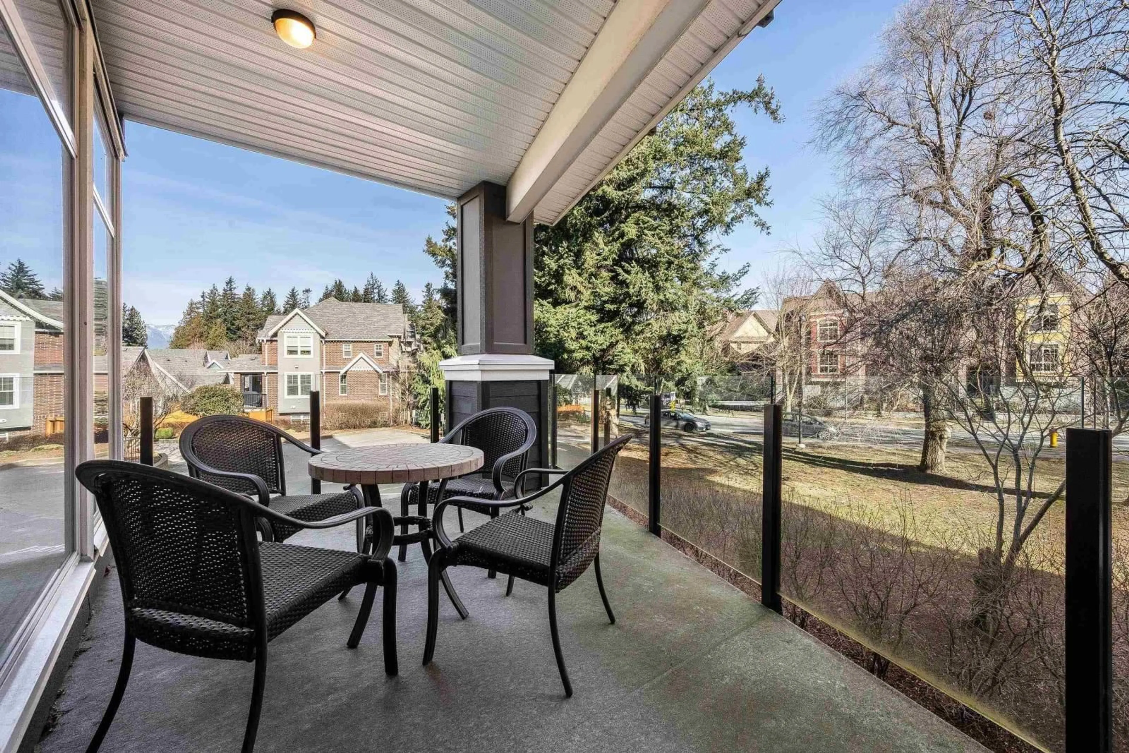 Patio, unknown for 214 45389 CHEHALIS DRIVE|Garrison Crossi, Sardis British Columbia V2R0S1