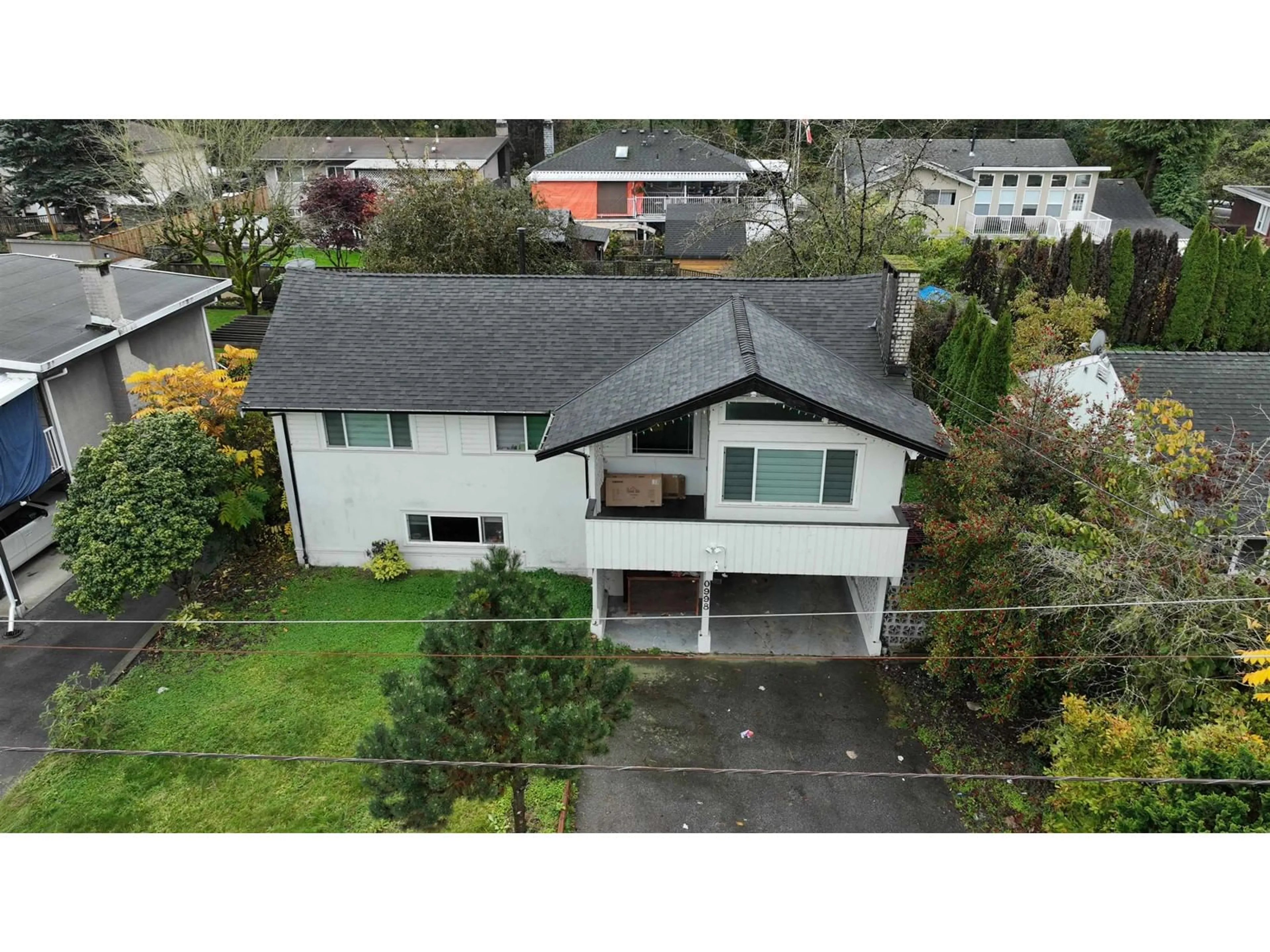 A pic from outside/outdoor area/front of a property/back of a property/a pic from drone, street for 10998 86A AVENUE, Delta British Columbia V4C2Y2