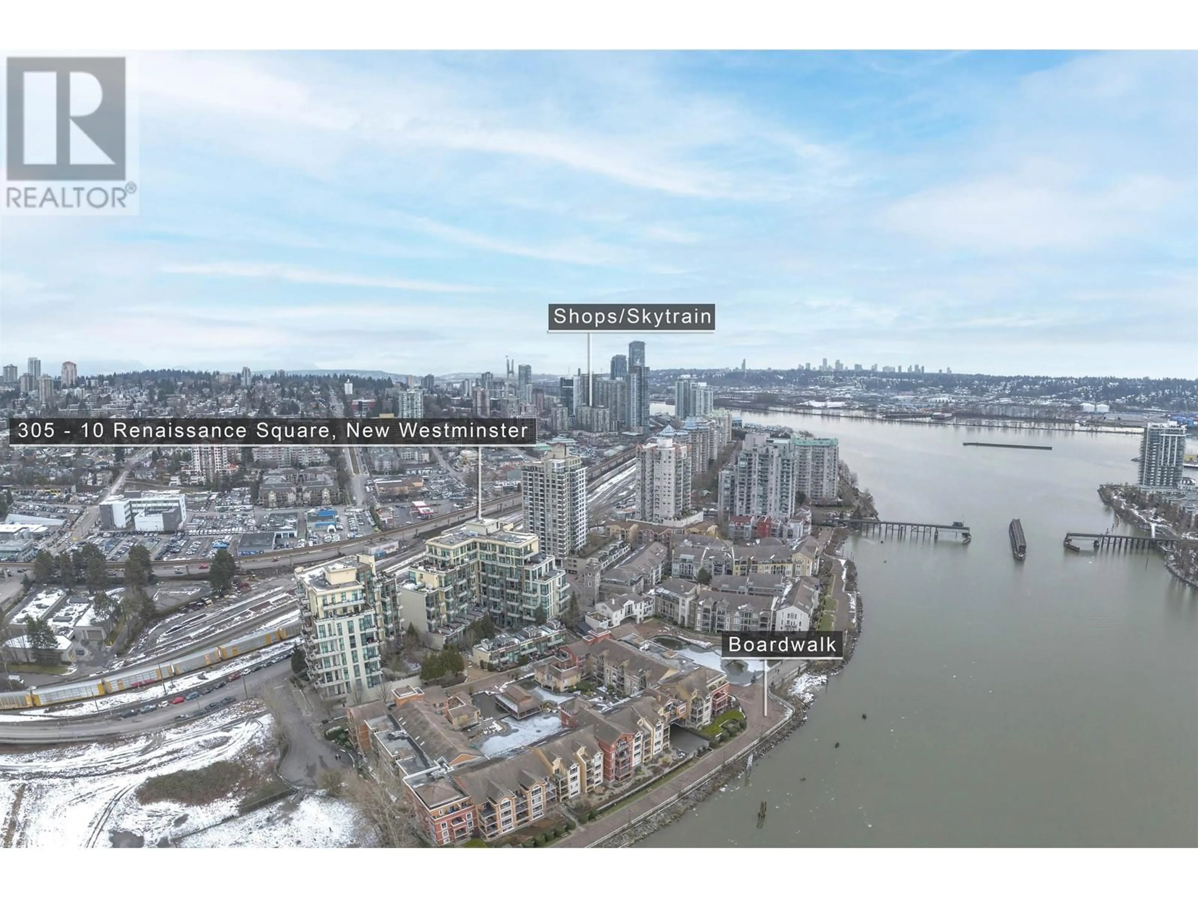 A pic from outside/outdoor area/front of a property/back of a property/a pic from drone, water/lake/river/ocean view for 305 - 10 RENAISSANCE SQUARE, New Westminster British Columbia V3M1B1
