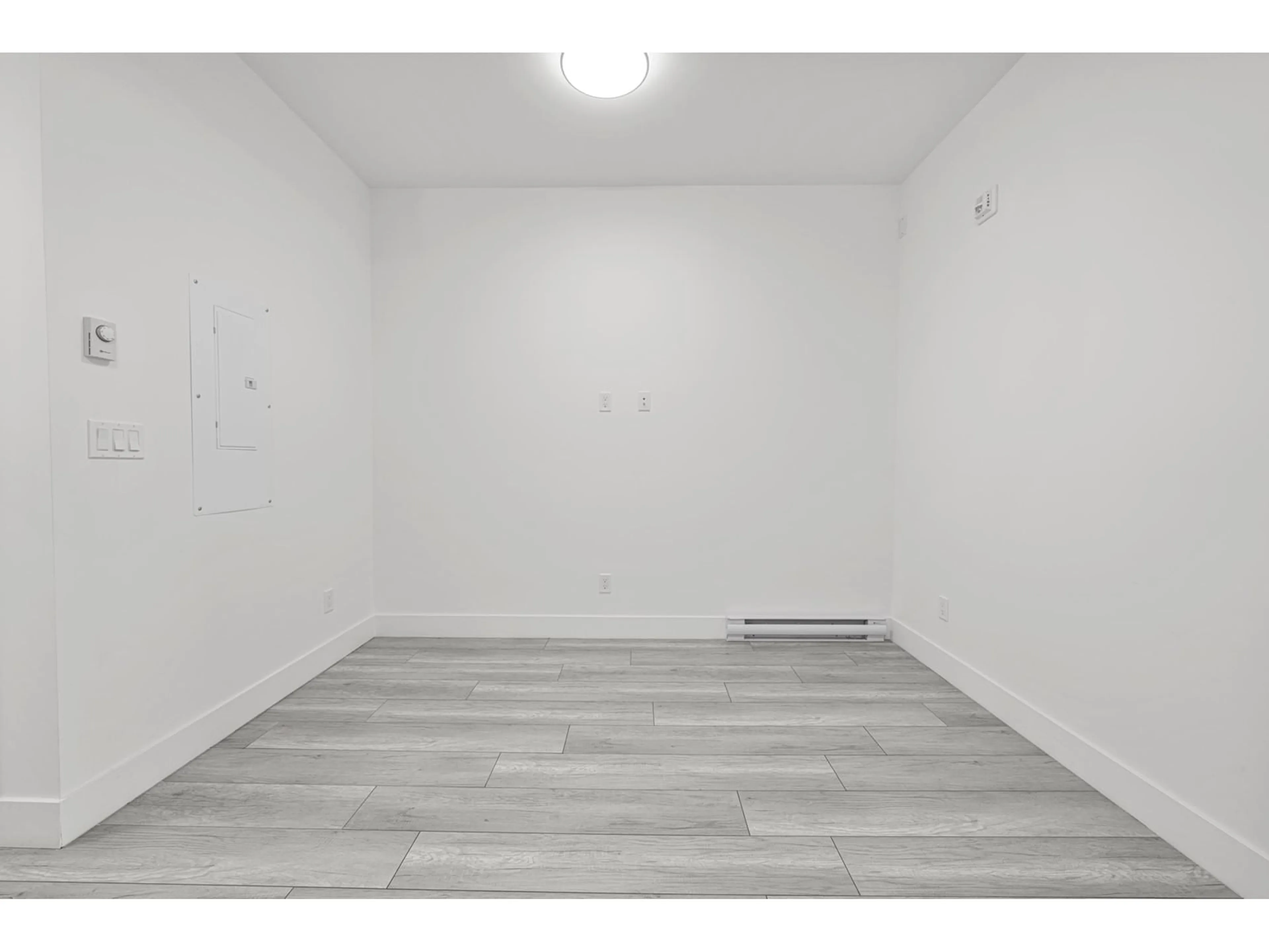 A pic of a room for 509 9689 140 STREET, Surrey British Columbia V3T0P3