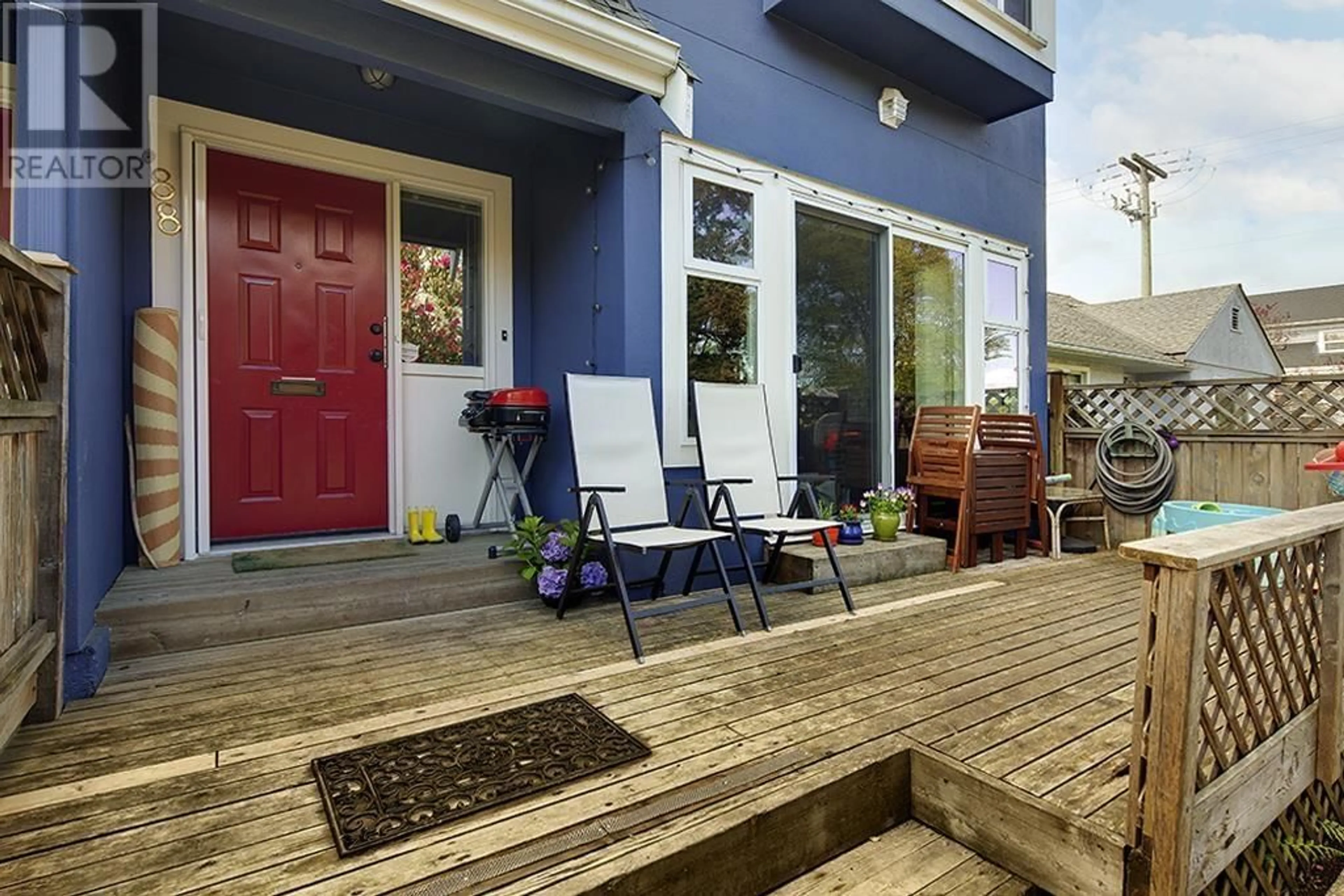 Patio, street for 88 W 16TH AVENUE, Vancouver British Columbia V5Y1Y6